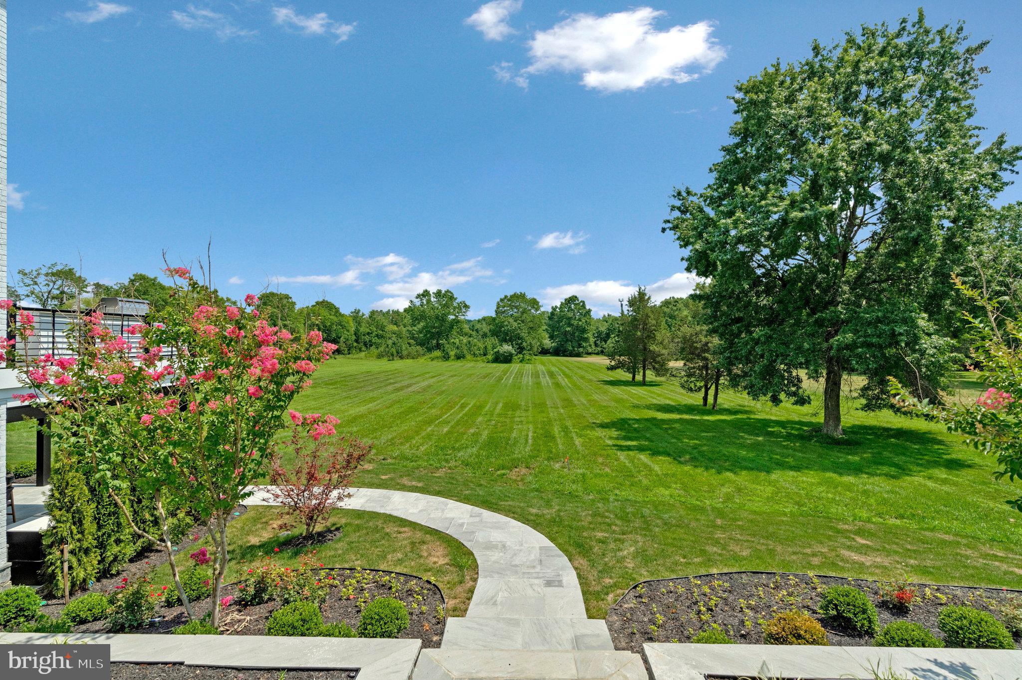 SULLY ESTATES - Residential
