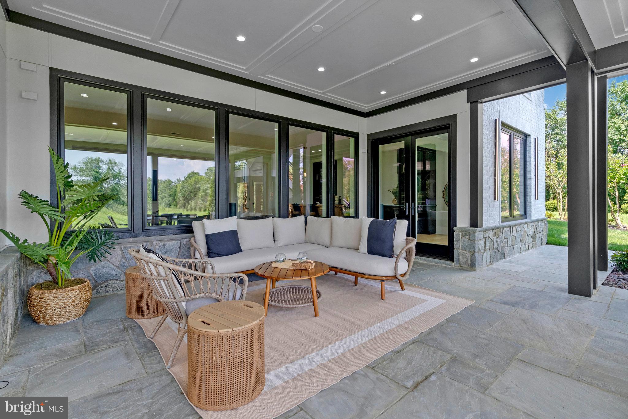 SULLY ESTATES - Residential