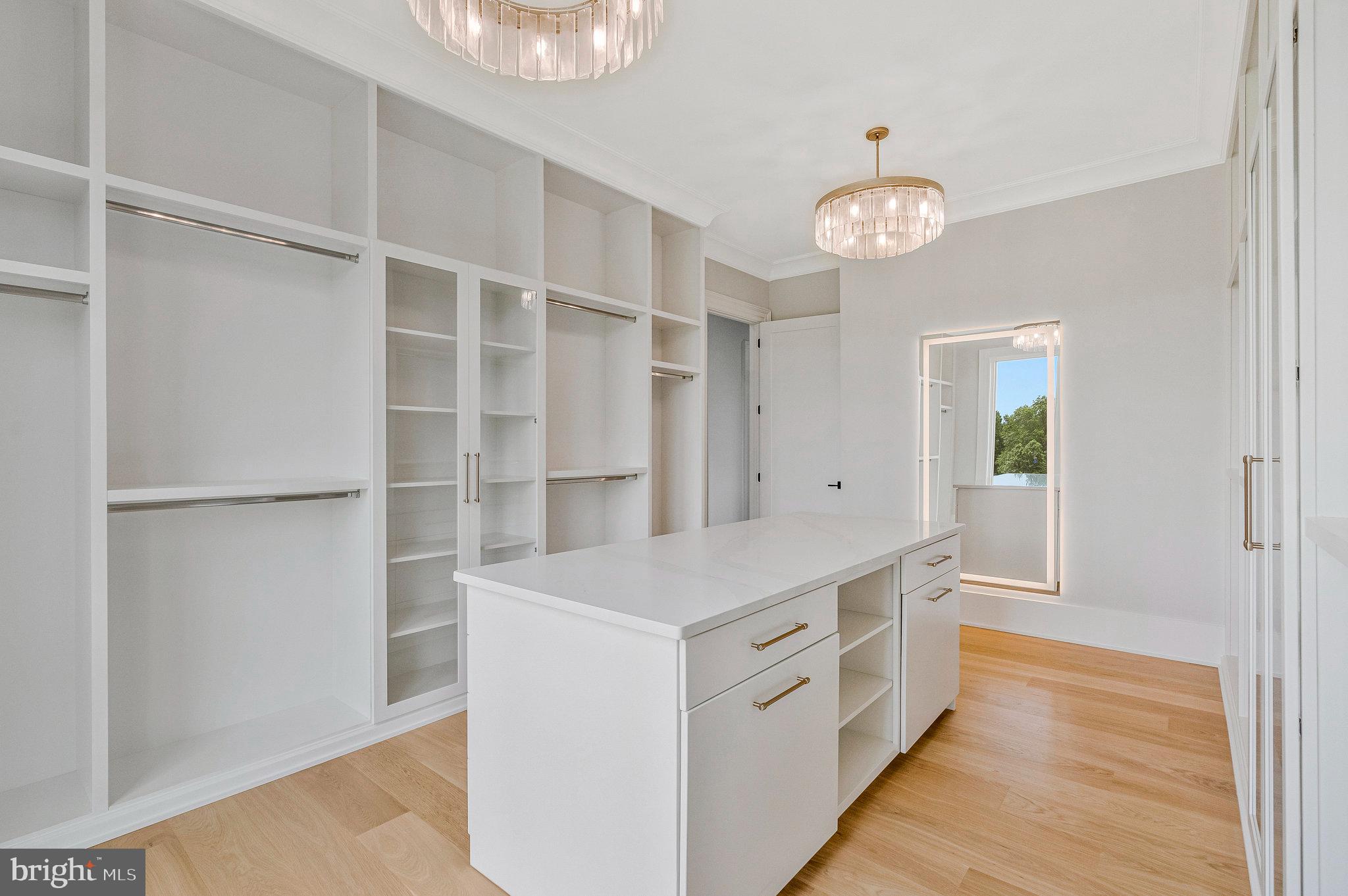 SULLY ESTATES - Residential