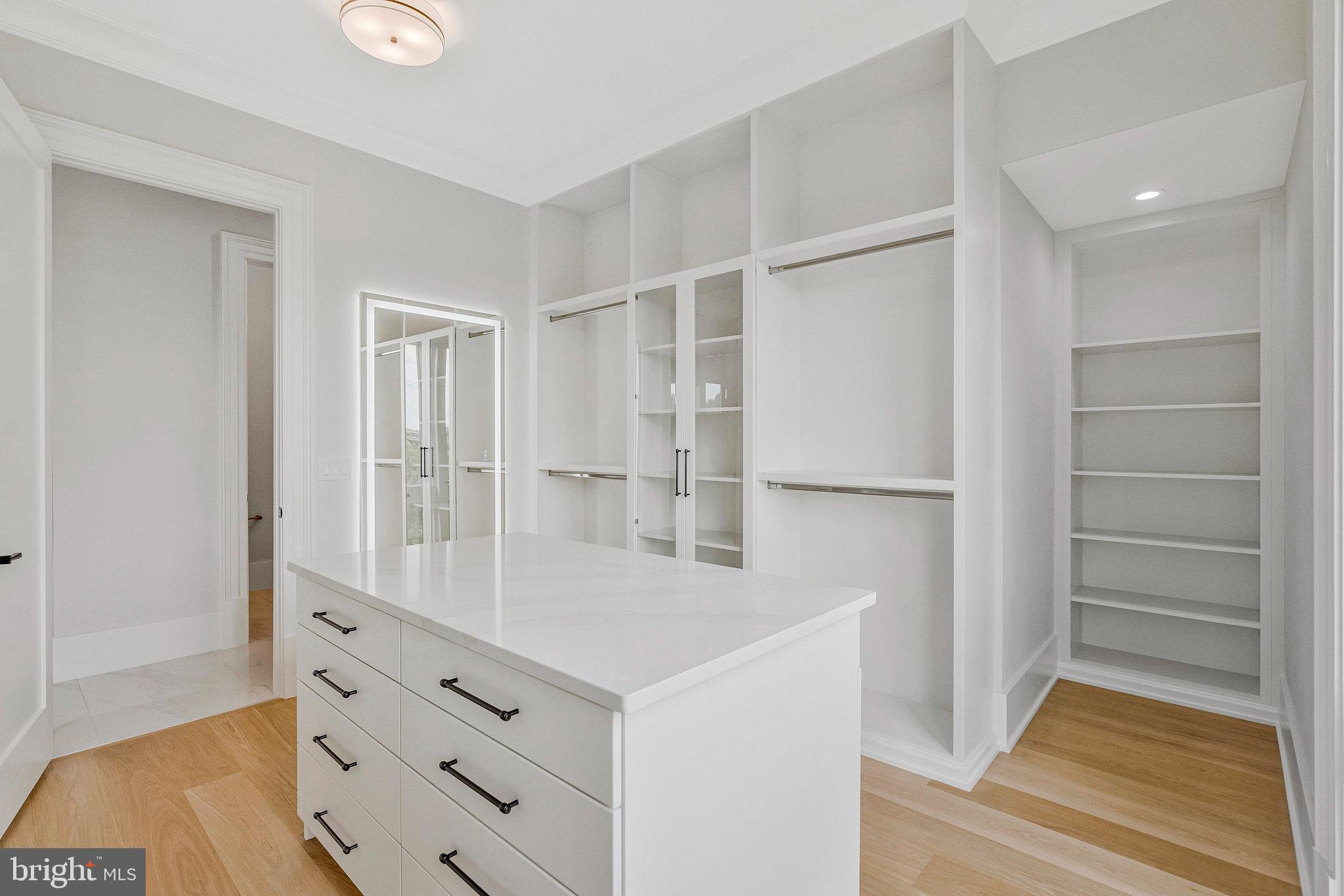 SULLY ESTATES - Residential