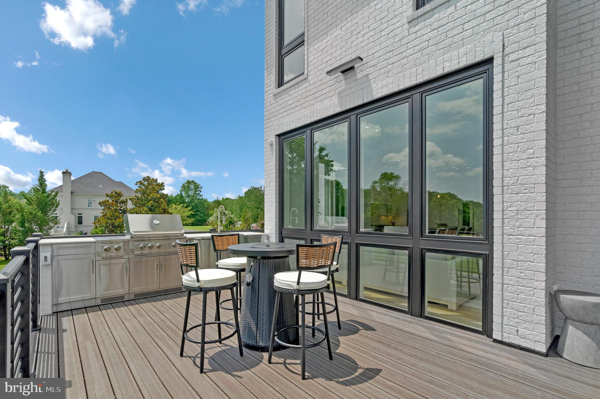 SULLY ESTATES - Residential
