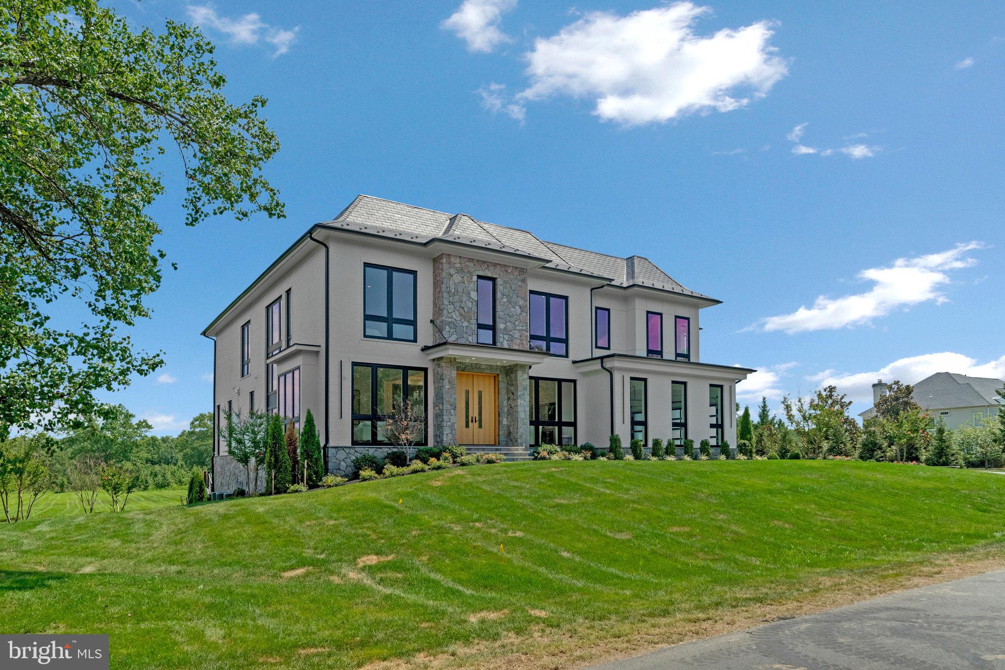 SULLY ESTATES - Residential