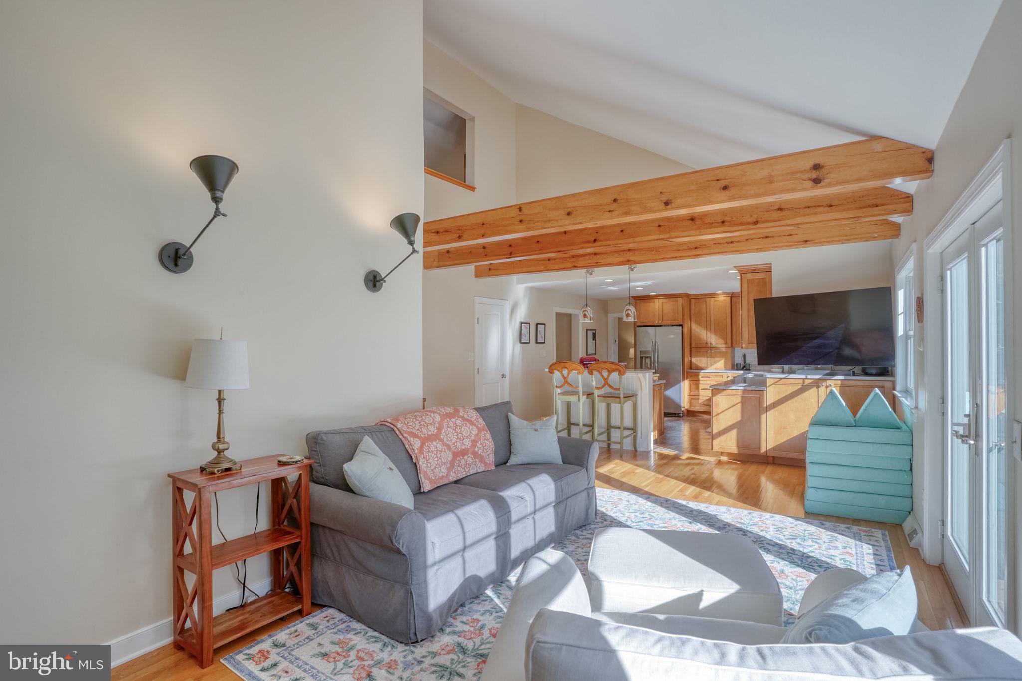 HICKORY DALE ACRES - Residential
