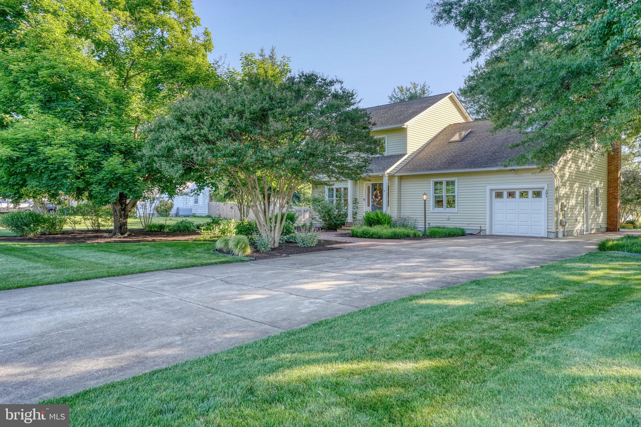 HICKORY DALE ACRES - Residential