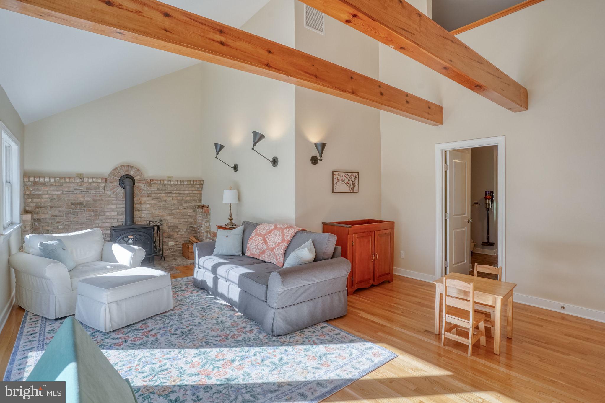 HICKORY DALE ACRES - Residential