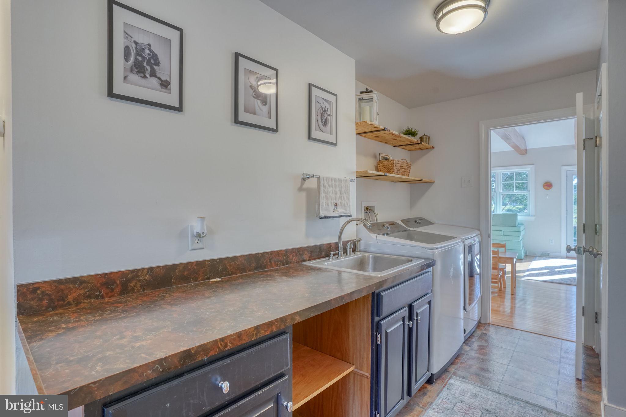 HICKORY DALE ACRES - Residential