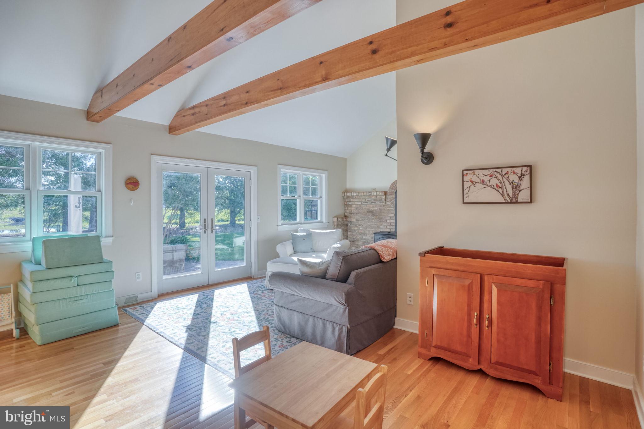 HICKORY DALE ACRES - Residential