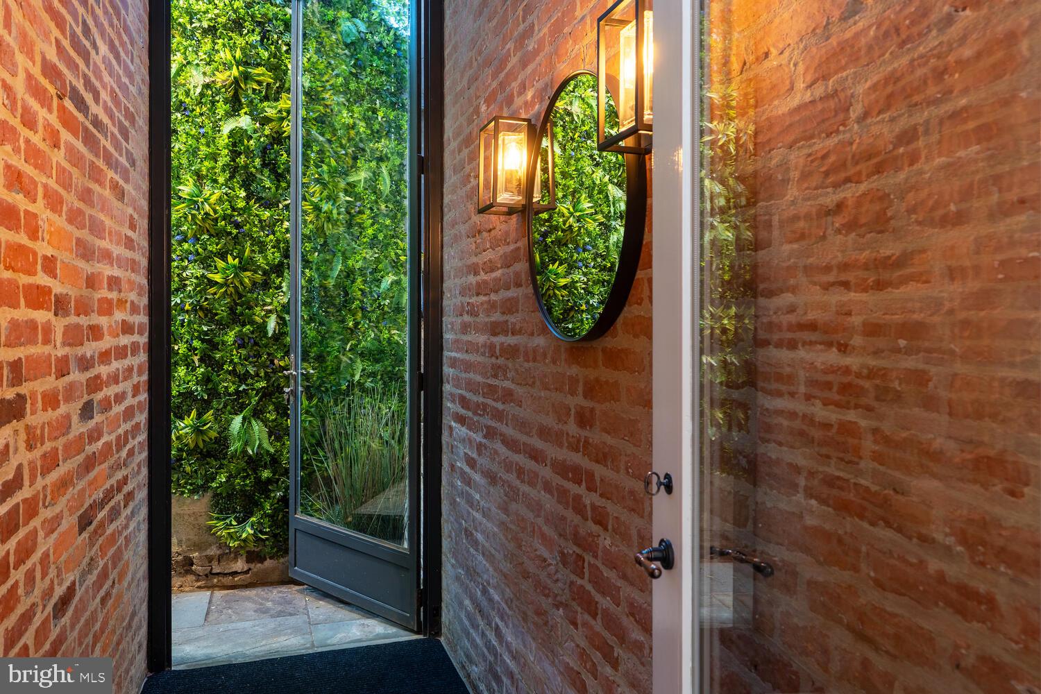GEORGETOWN - Residential