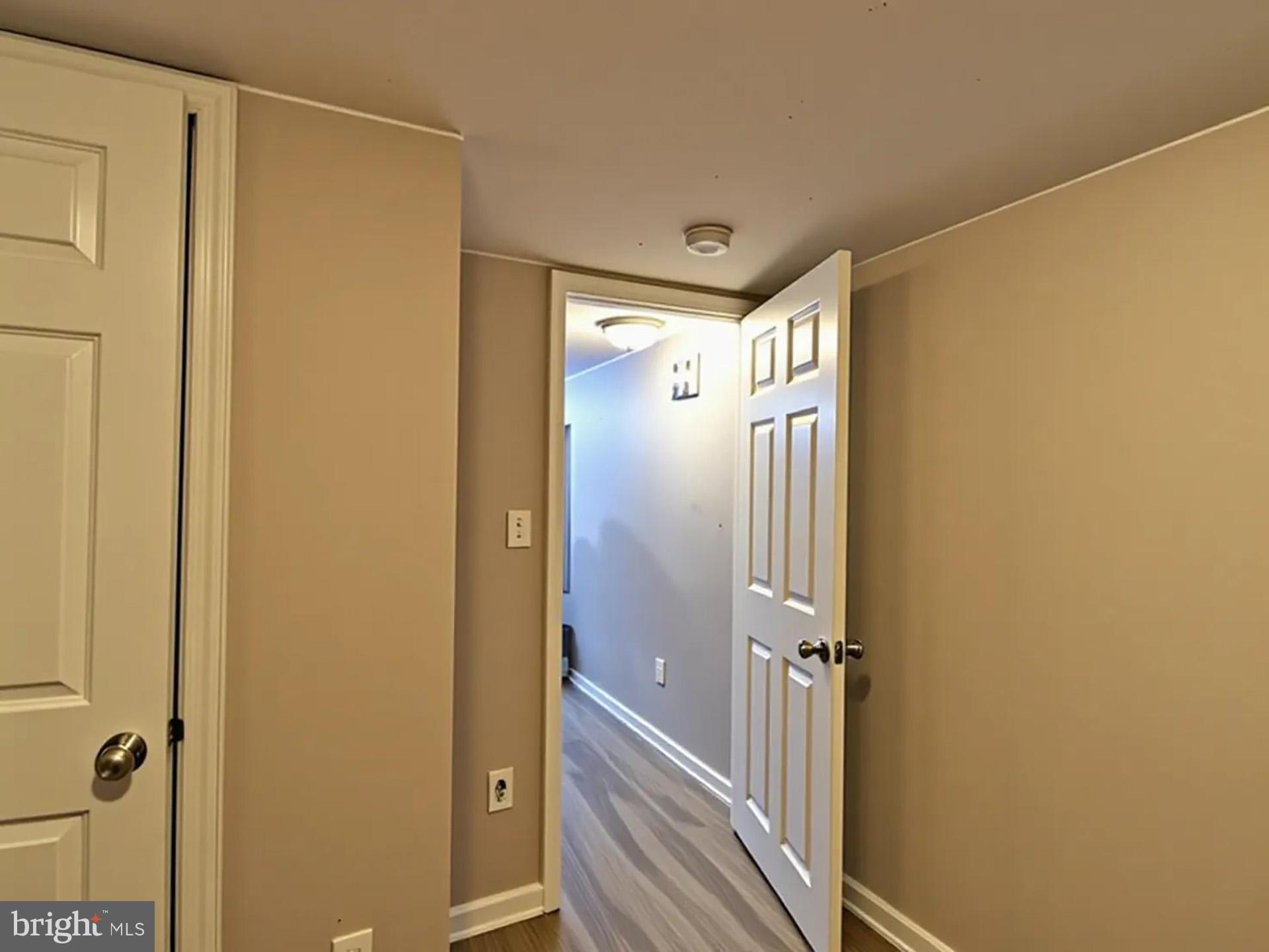 HOLLYWOOD - Residential