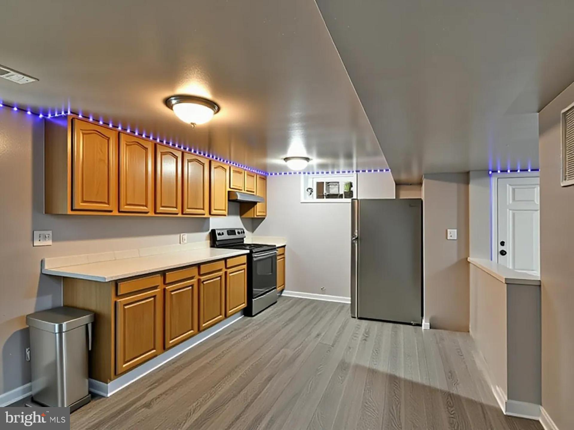 HOLLYWOOD - Residential