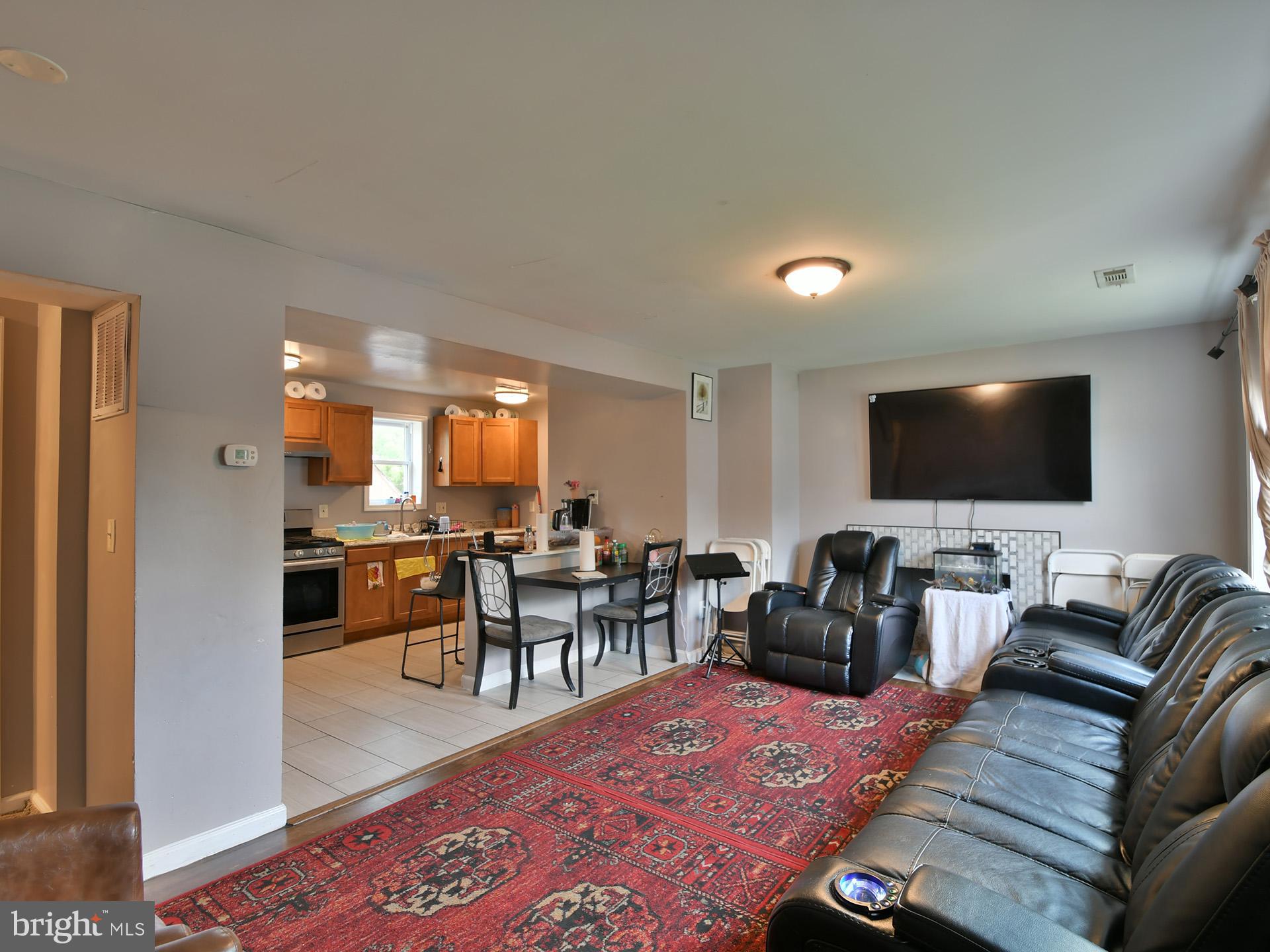HOLLYWOOD - Residential