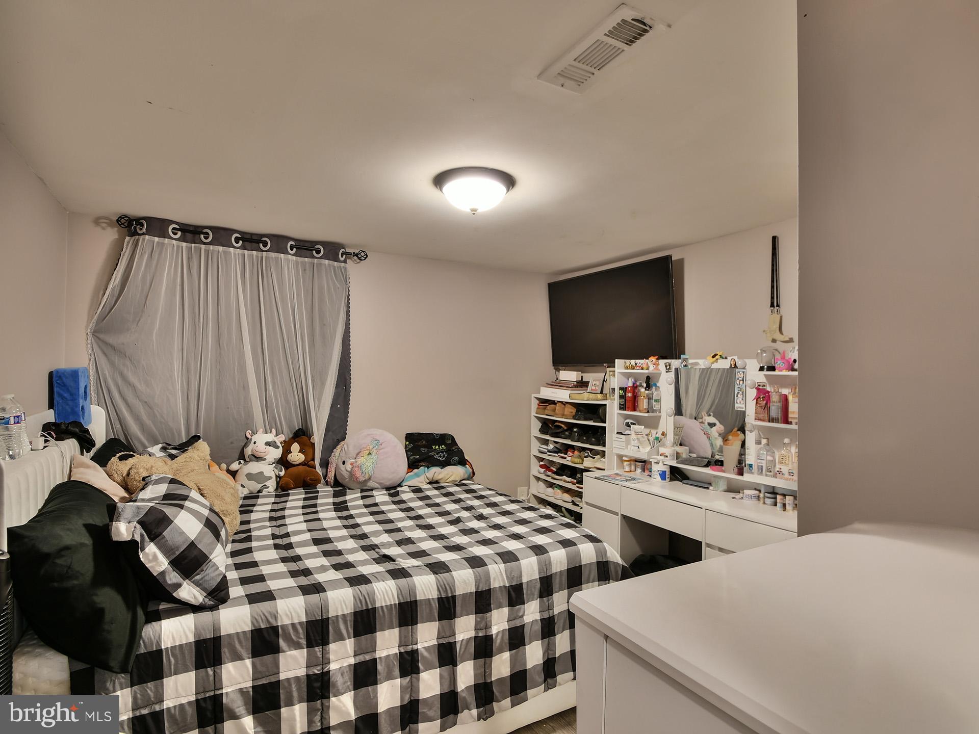HOLLYWOOD - Residential
