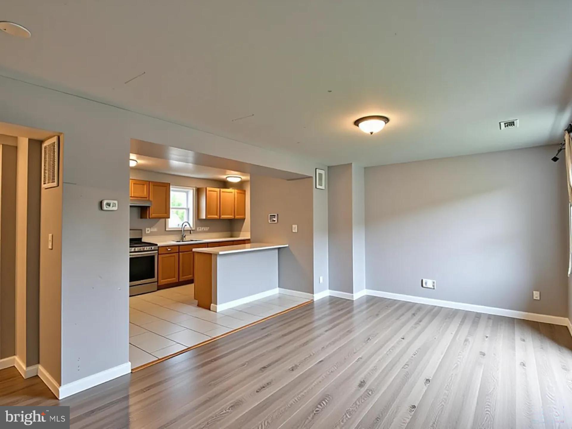 HOLLYWOOD - Residential