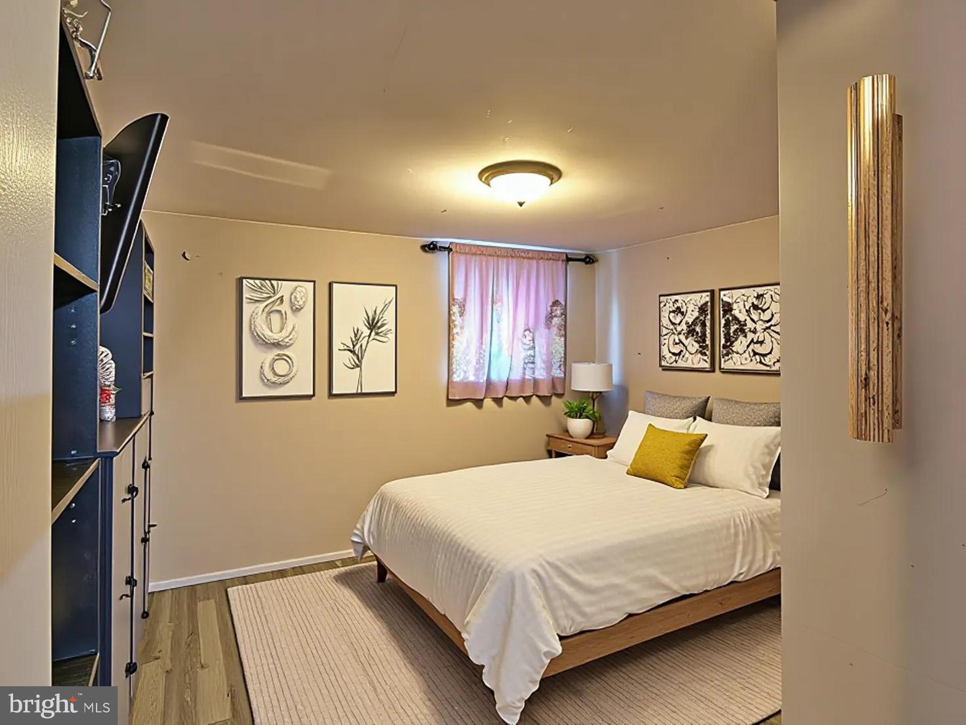 HOLLYWOOD - Residential