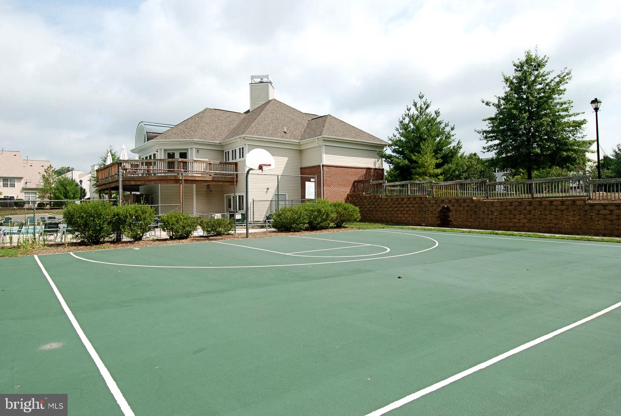 SUMMERFIELD - Residential