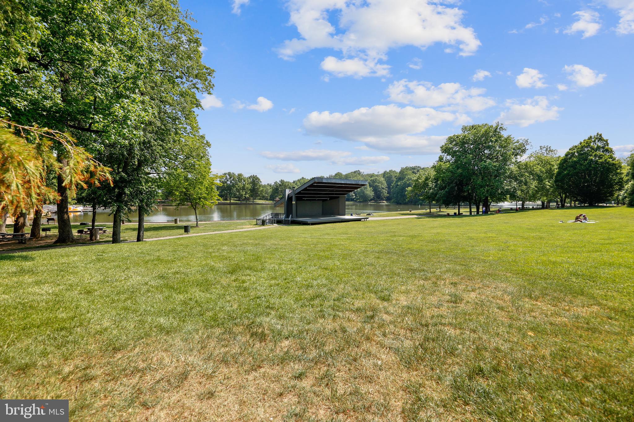 SUMMERFIELD - Residential