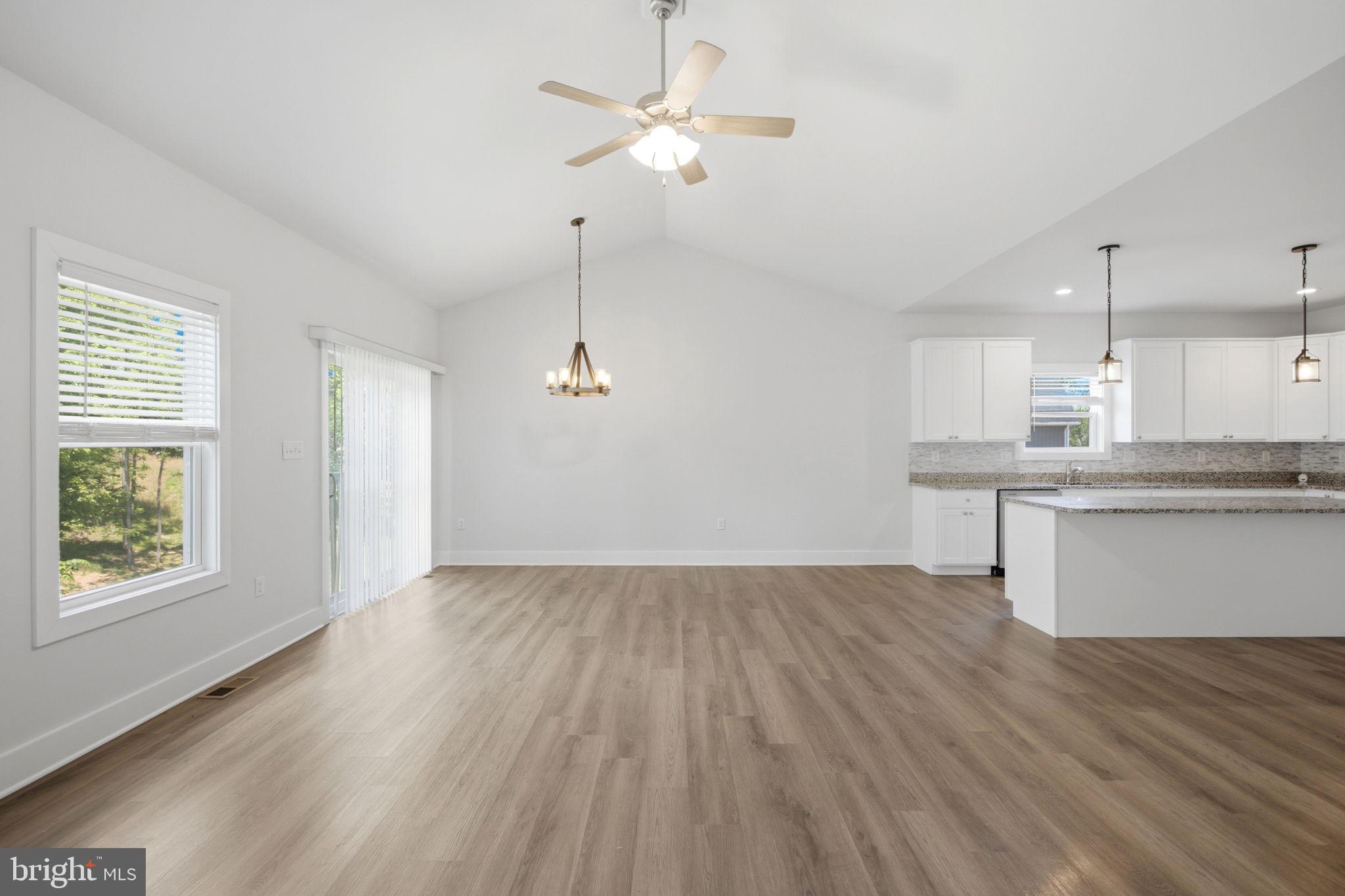 RIDGECREST ESTATES - Residential