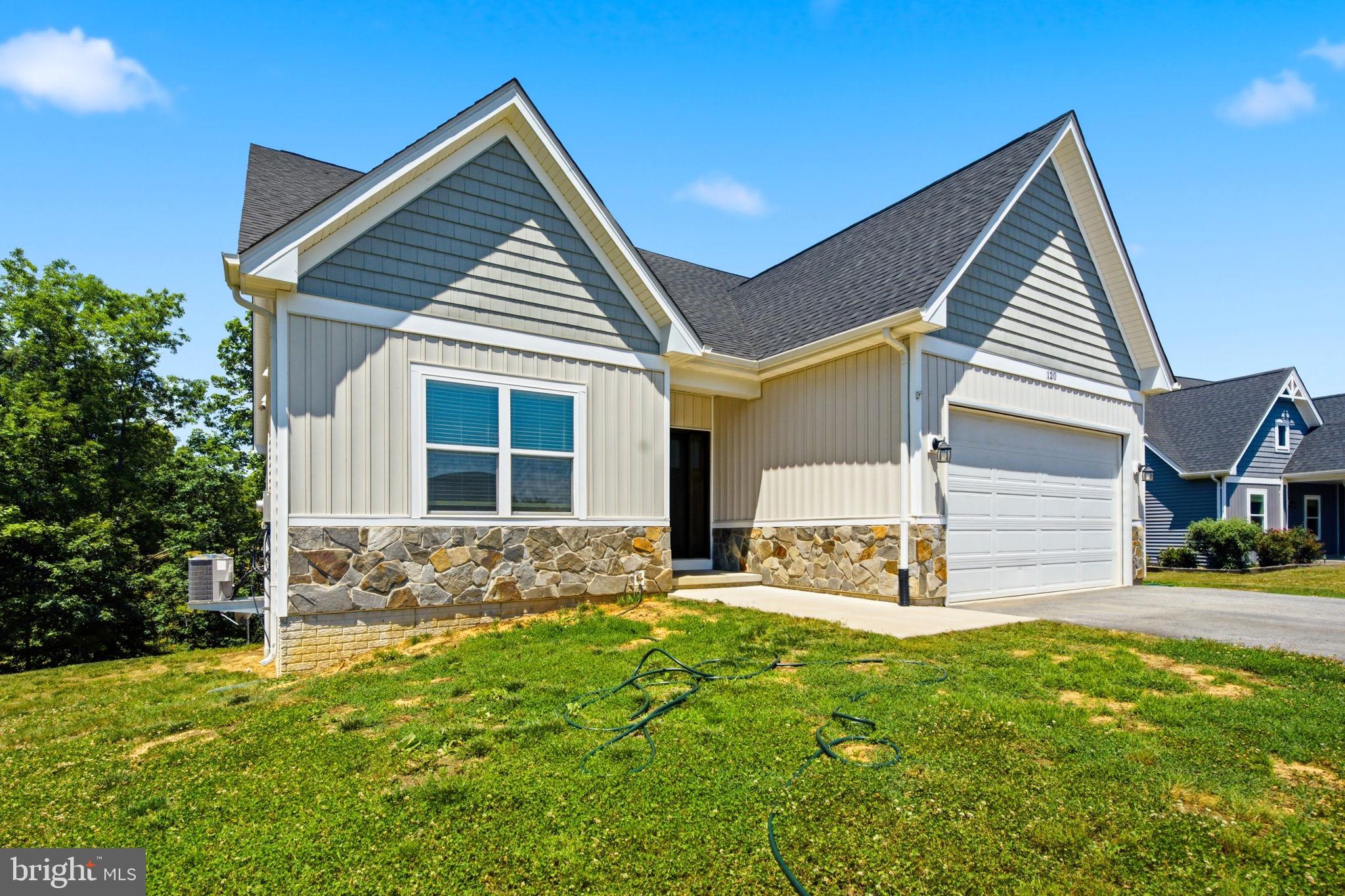 RIDGECREST ESTATES - Residential