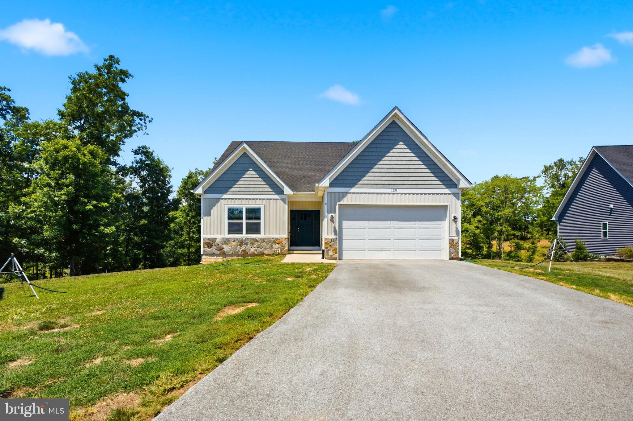 RIDGECREST ESTATES - Residential