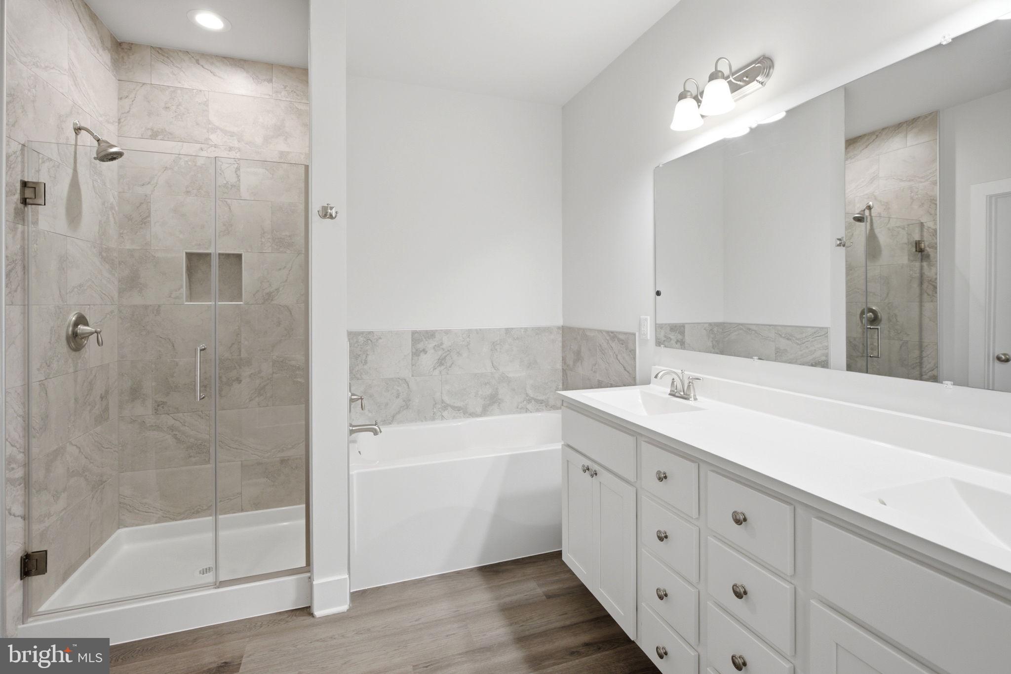 RIDGECREST ESTATES - Residential