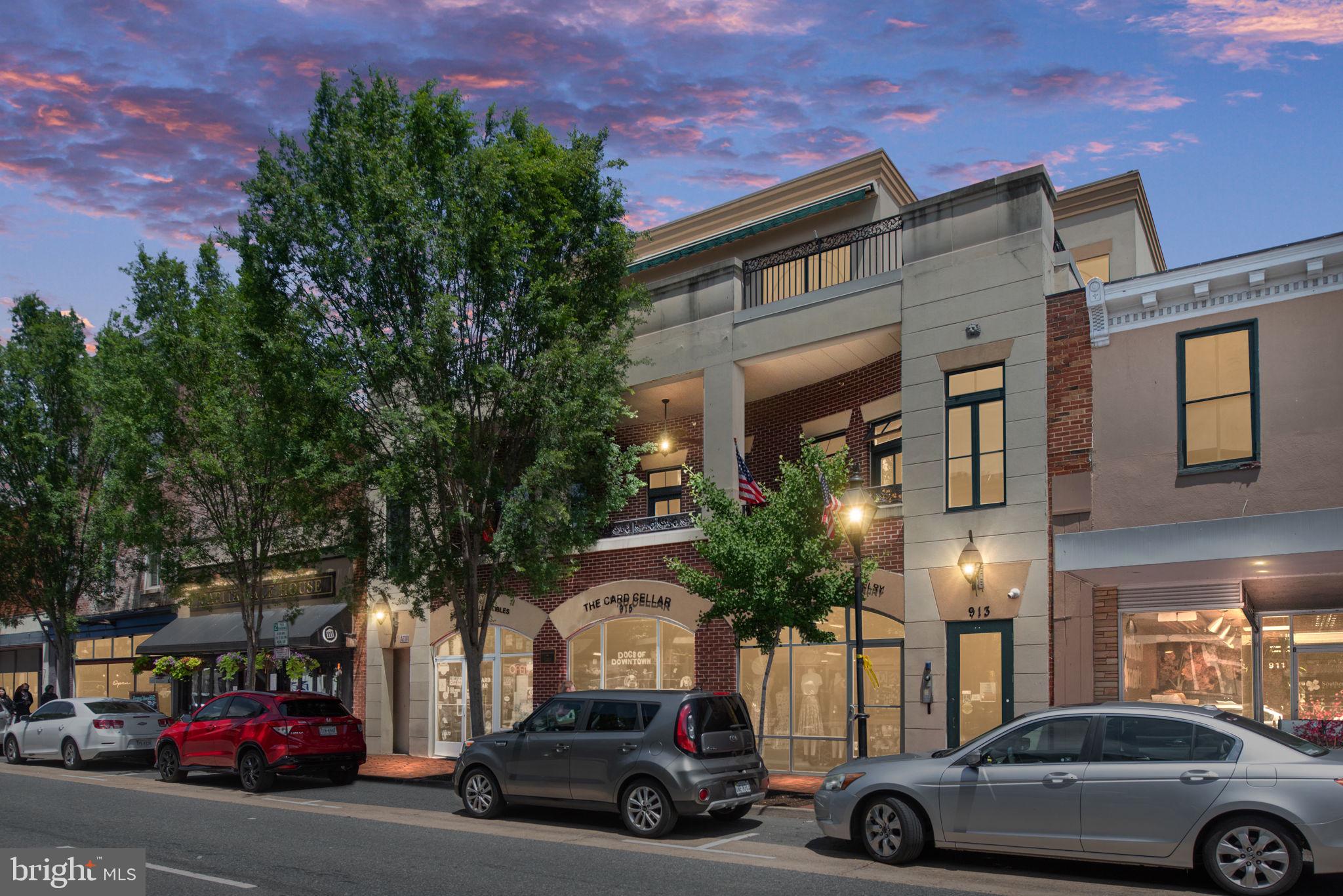 DOWNTOWN FREDERICKSBURG - Residential