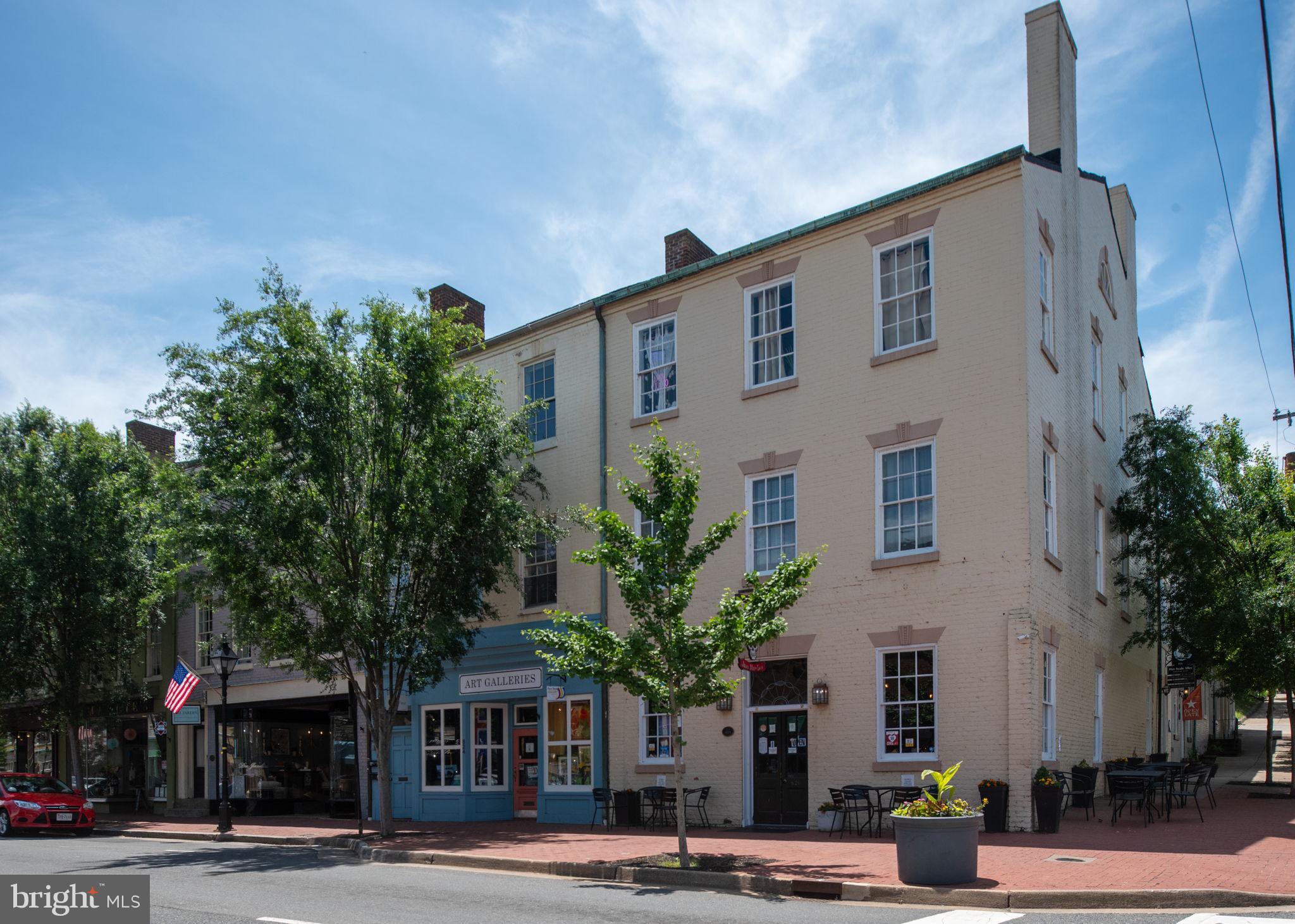 DOWNTOWN FREDERICKSBURG - Residential