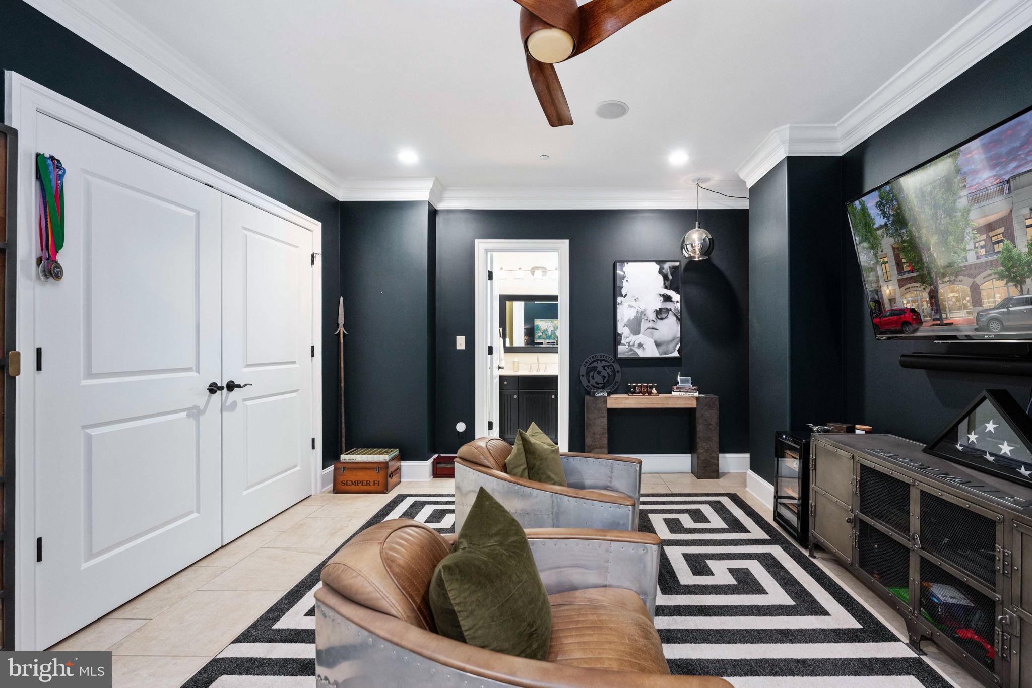 DOWNTOWN FREDERICKSBURG - Residential