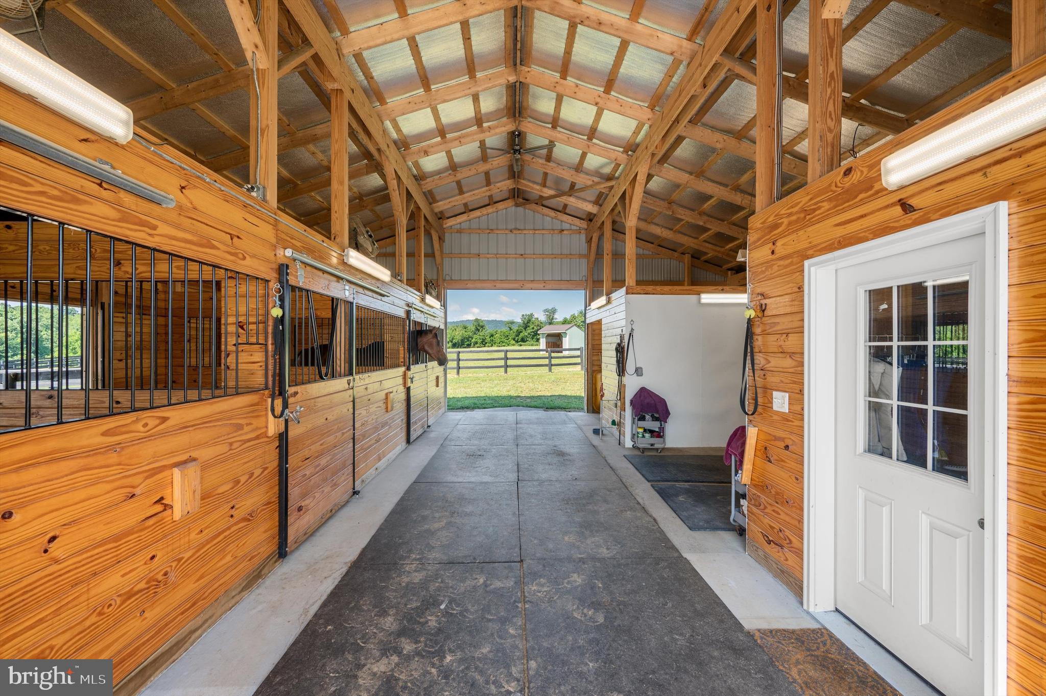 WATERFIELD HAMLET - Residential