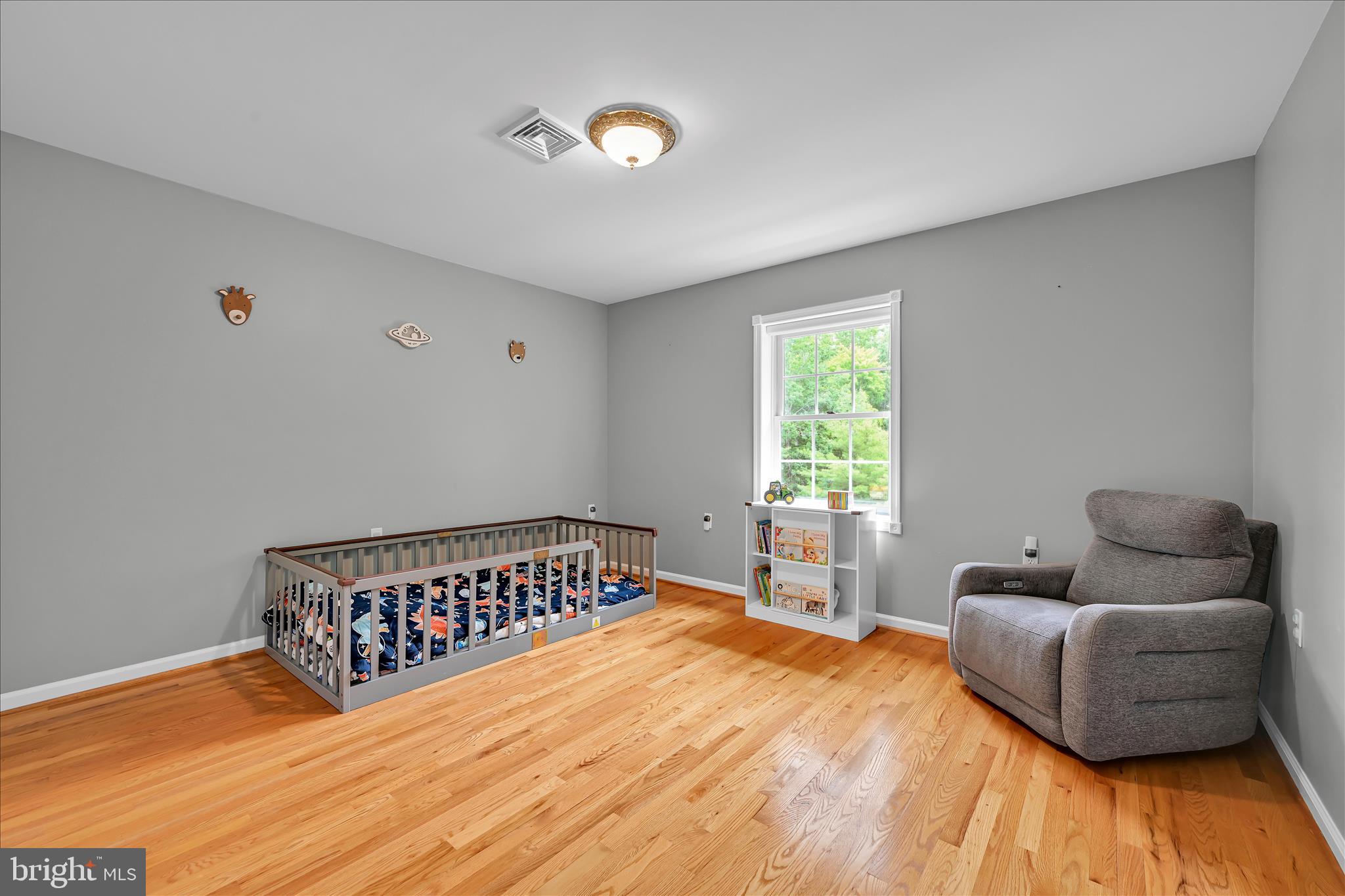 YORKVILLE - Residential