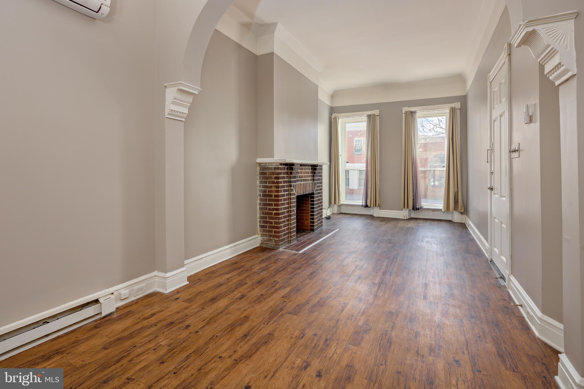 MOUNT VERNON PLACE HISTORIC DISTRICT - Residential Lease