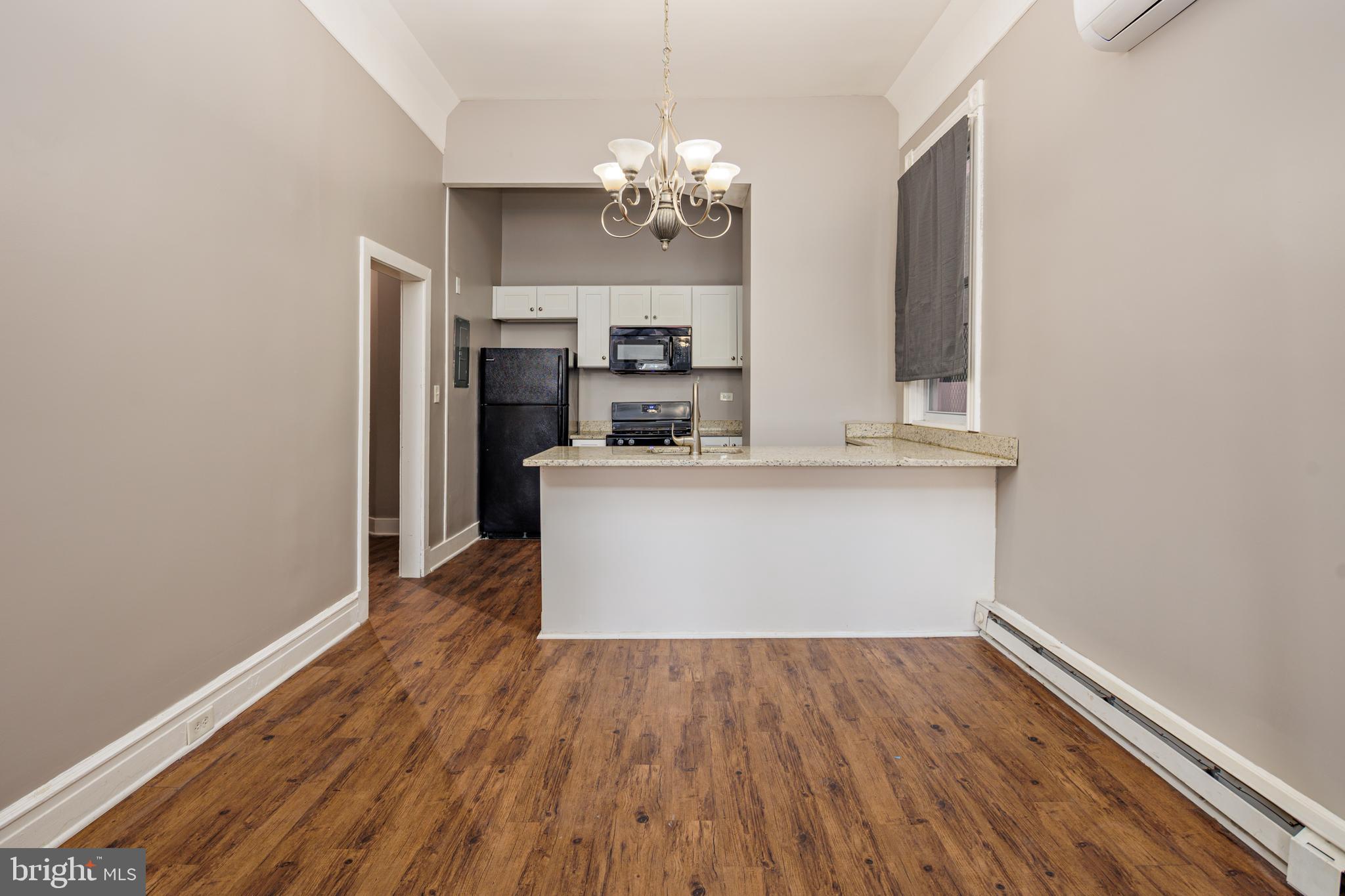 MOUNT VERNON PLACE HISTORIC DISTRICT - Residential Lease