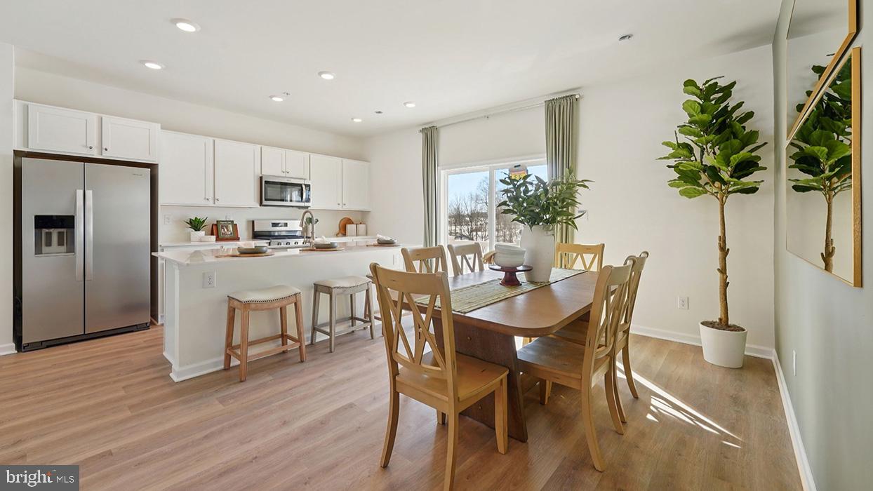 SPRING GARDEN MEADOWS - Residential