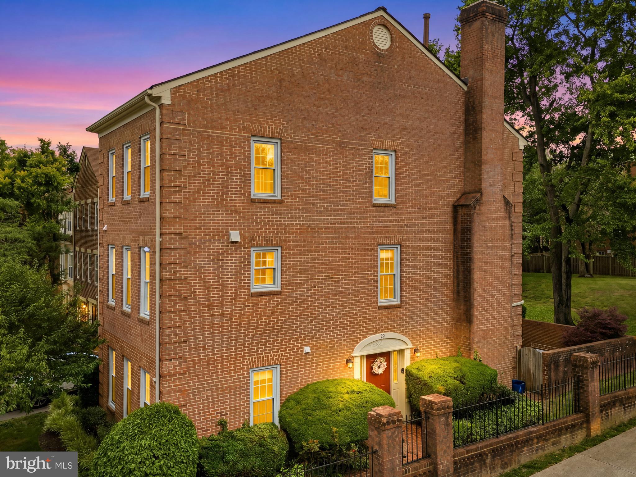 MANCHESTER SQUARE - Residential