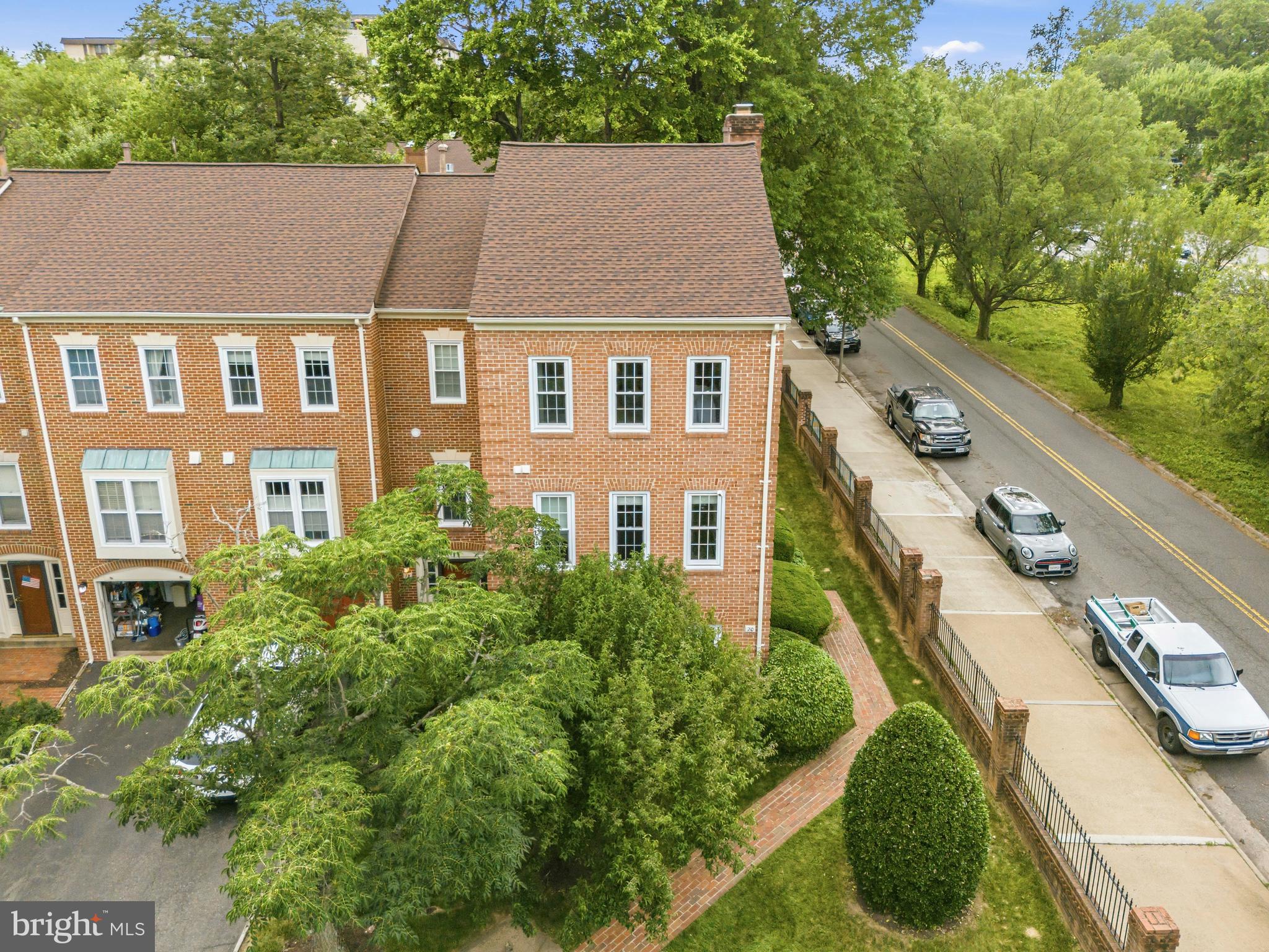 MANCHESTER SQUARE - Residential