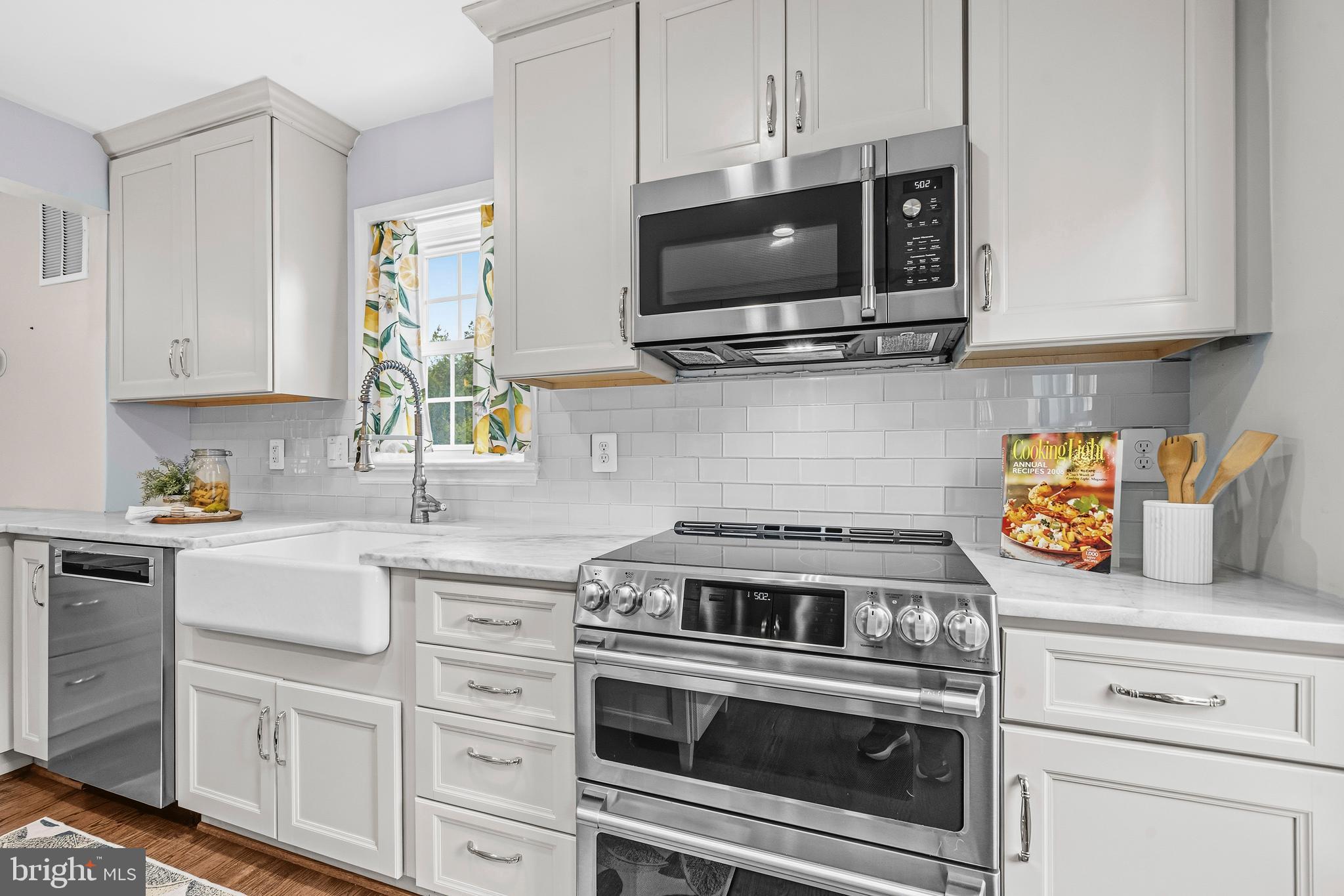 MANCHESTER SQUARE - Residential