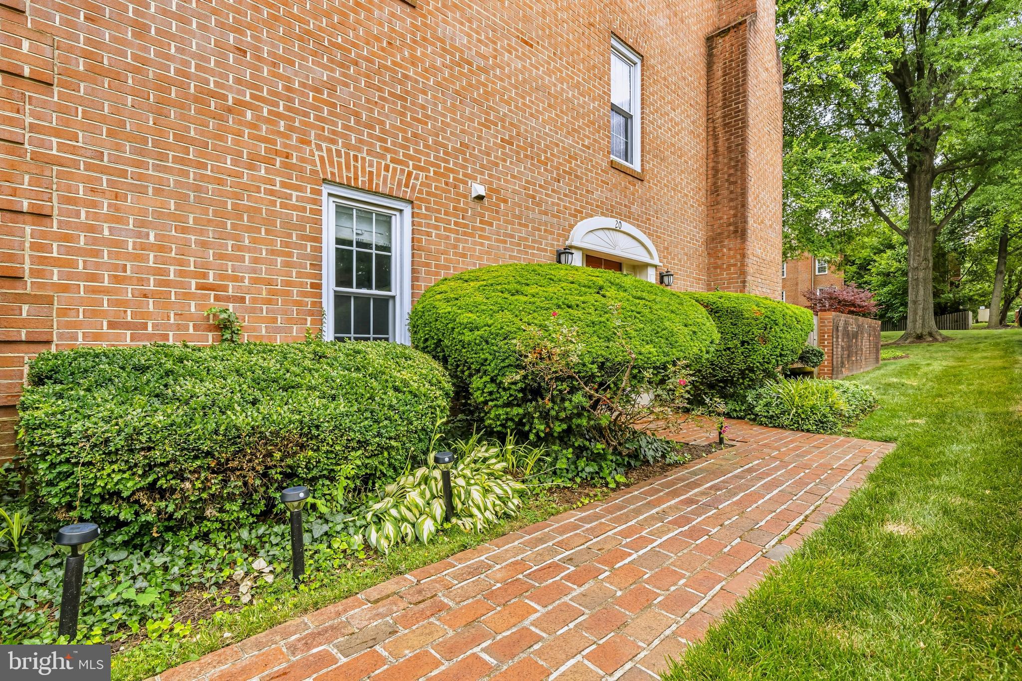 MANCHESTER SQUARE - Residential