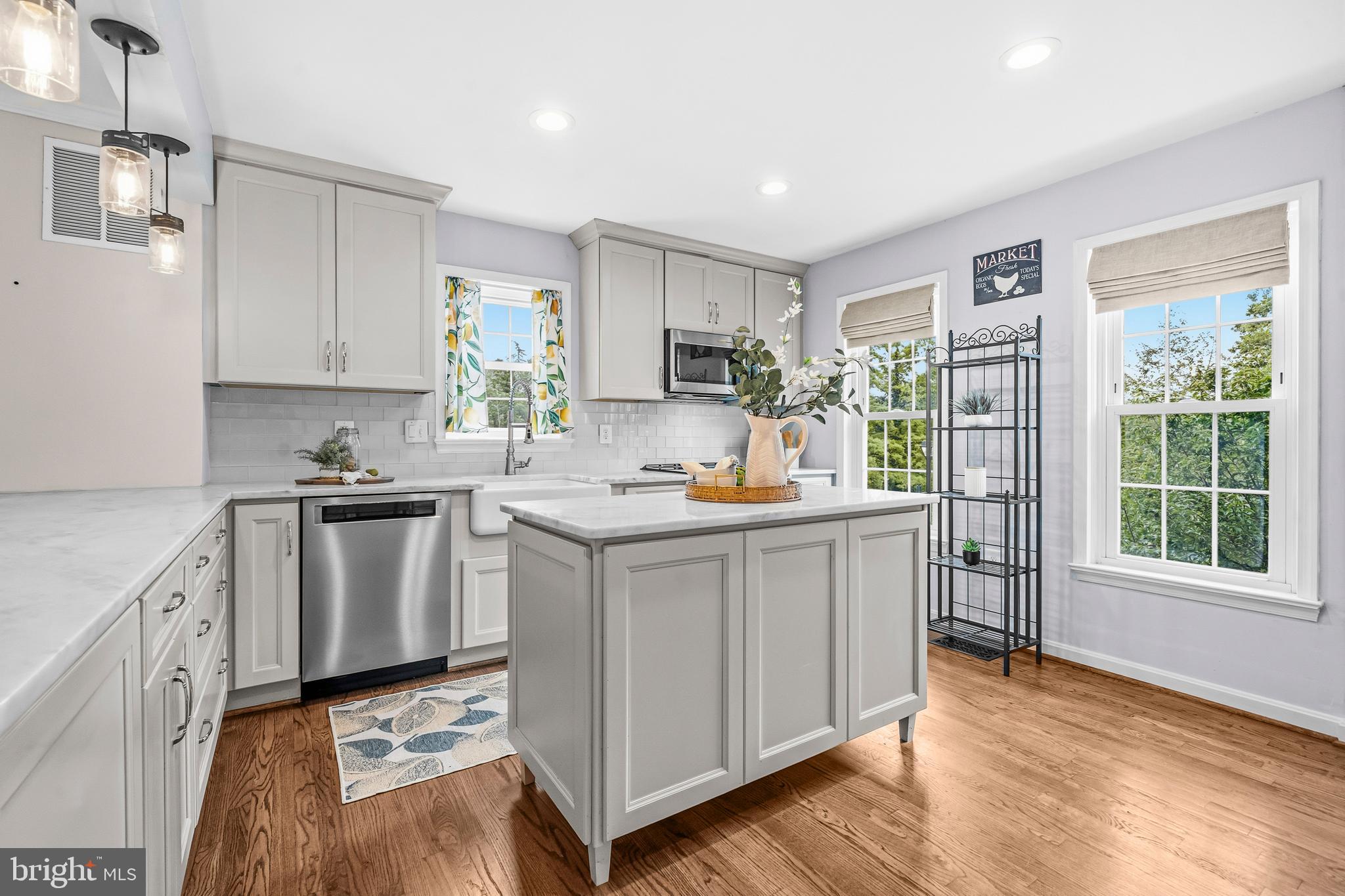 MANCHESTER SQUARE - Residential