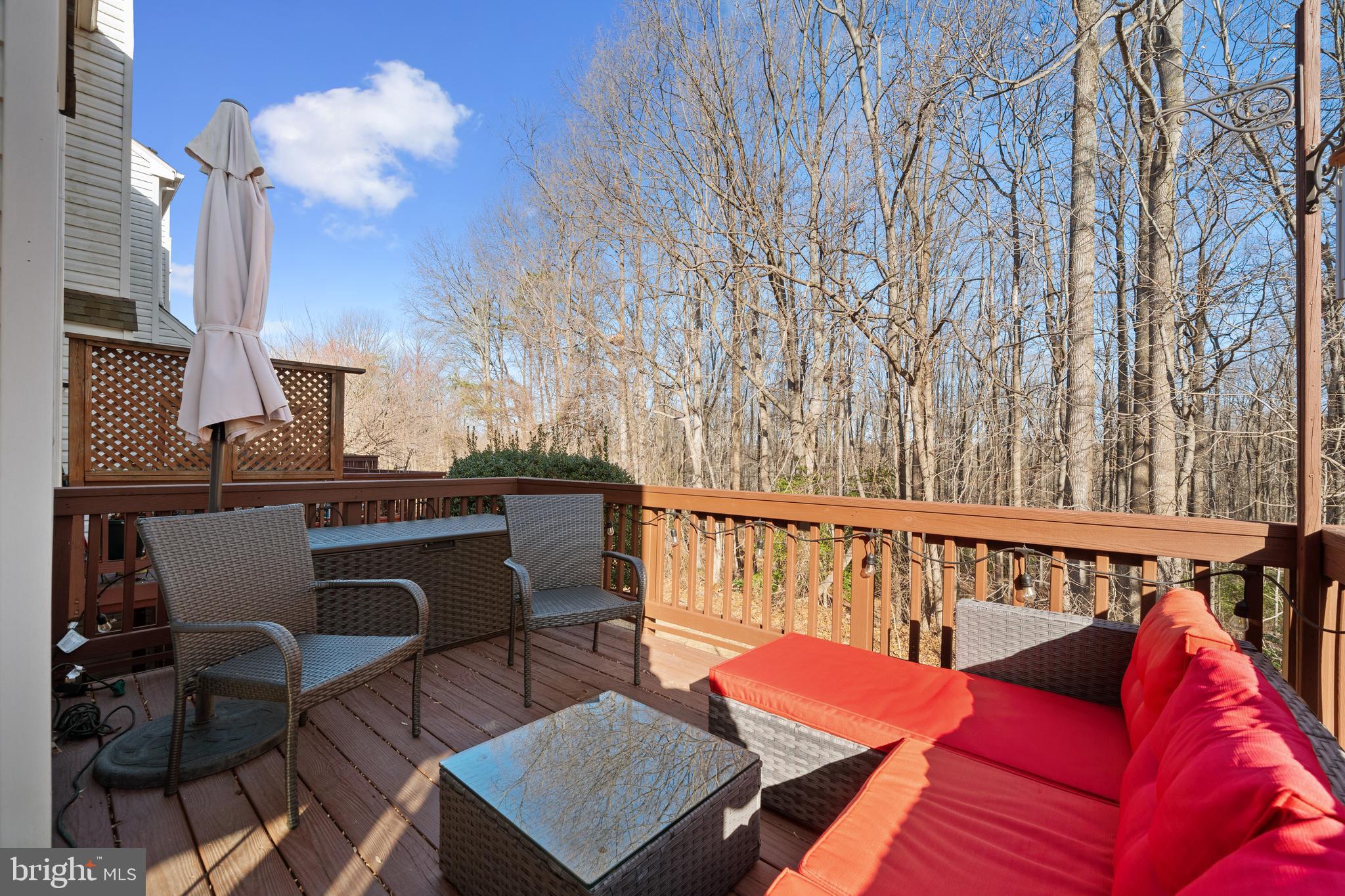 ISLAND CREEK - Residential