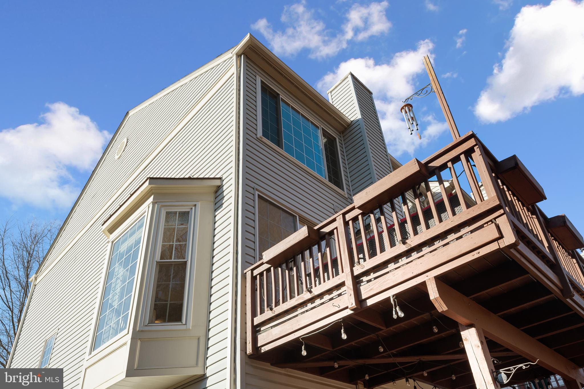 ISLAND CREEK - Residential