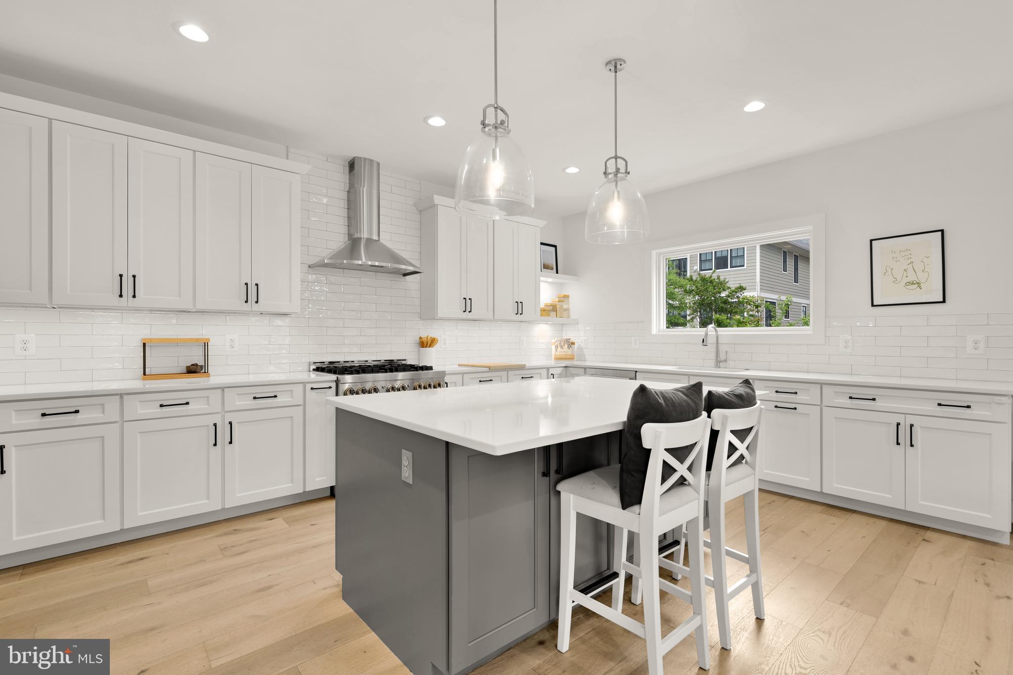 CARLIN SPRINGS - Residential