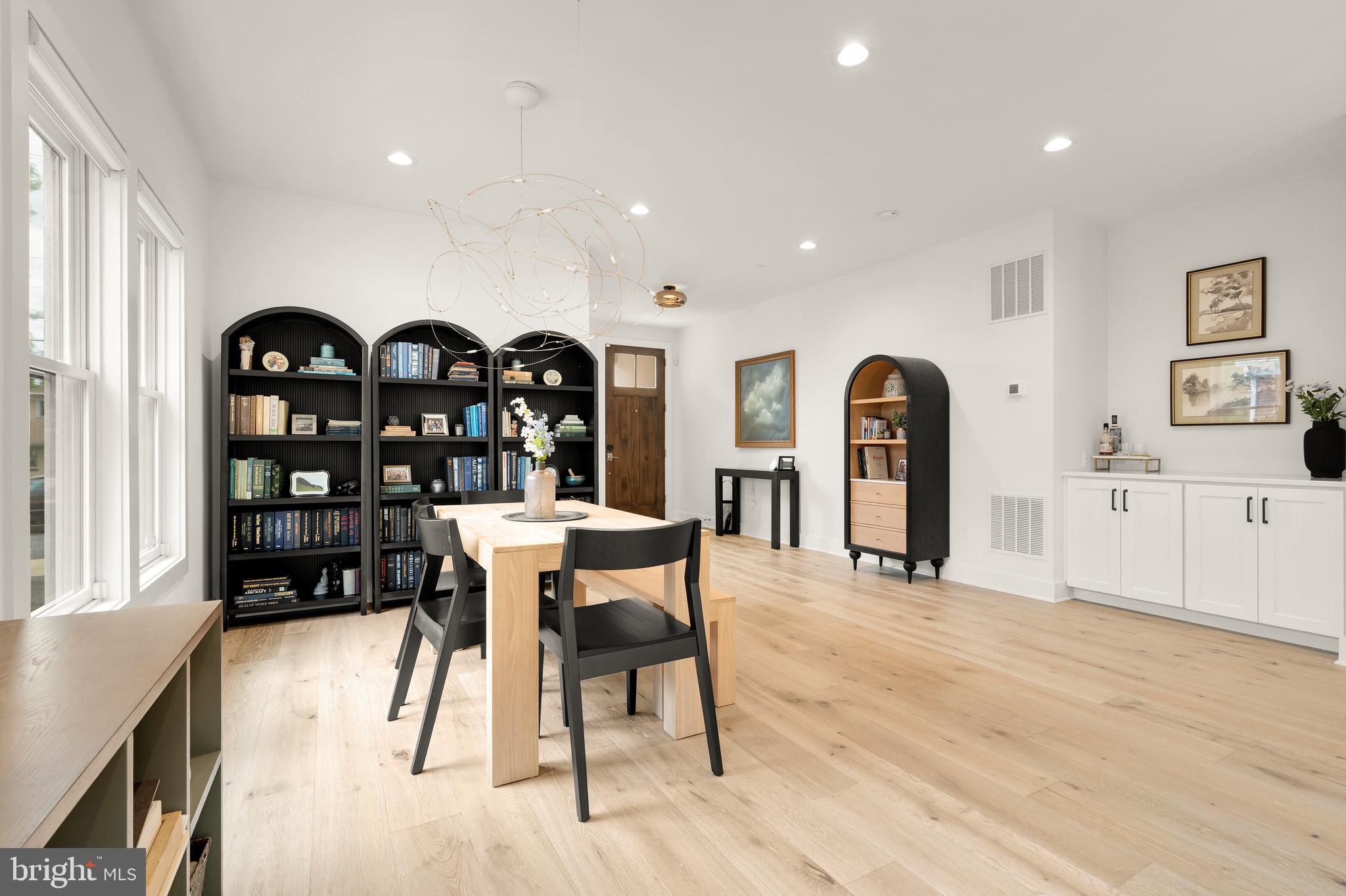 CARLIN SPRINGS - Residential