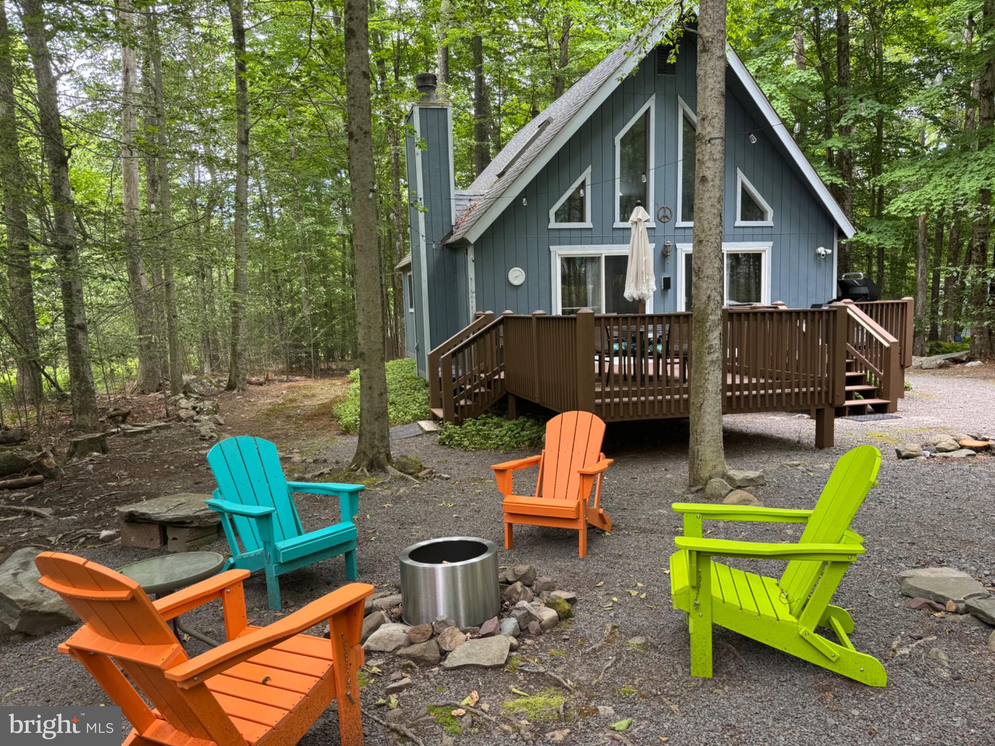 ARROWHEAD LAKES - Residential