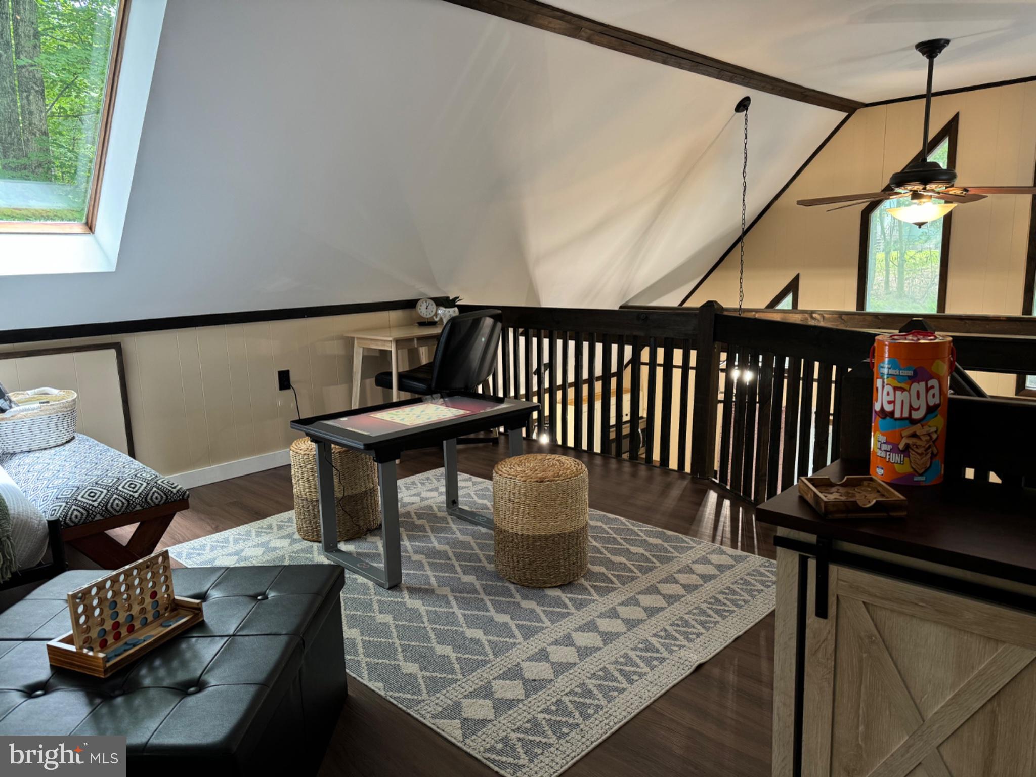 ARROWHEAD LAKES - Residential