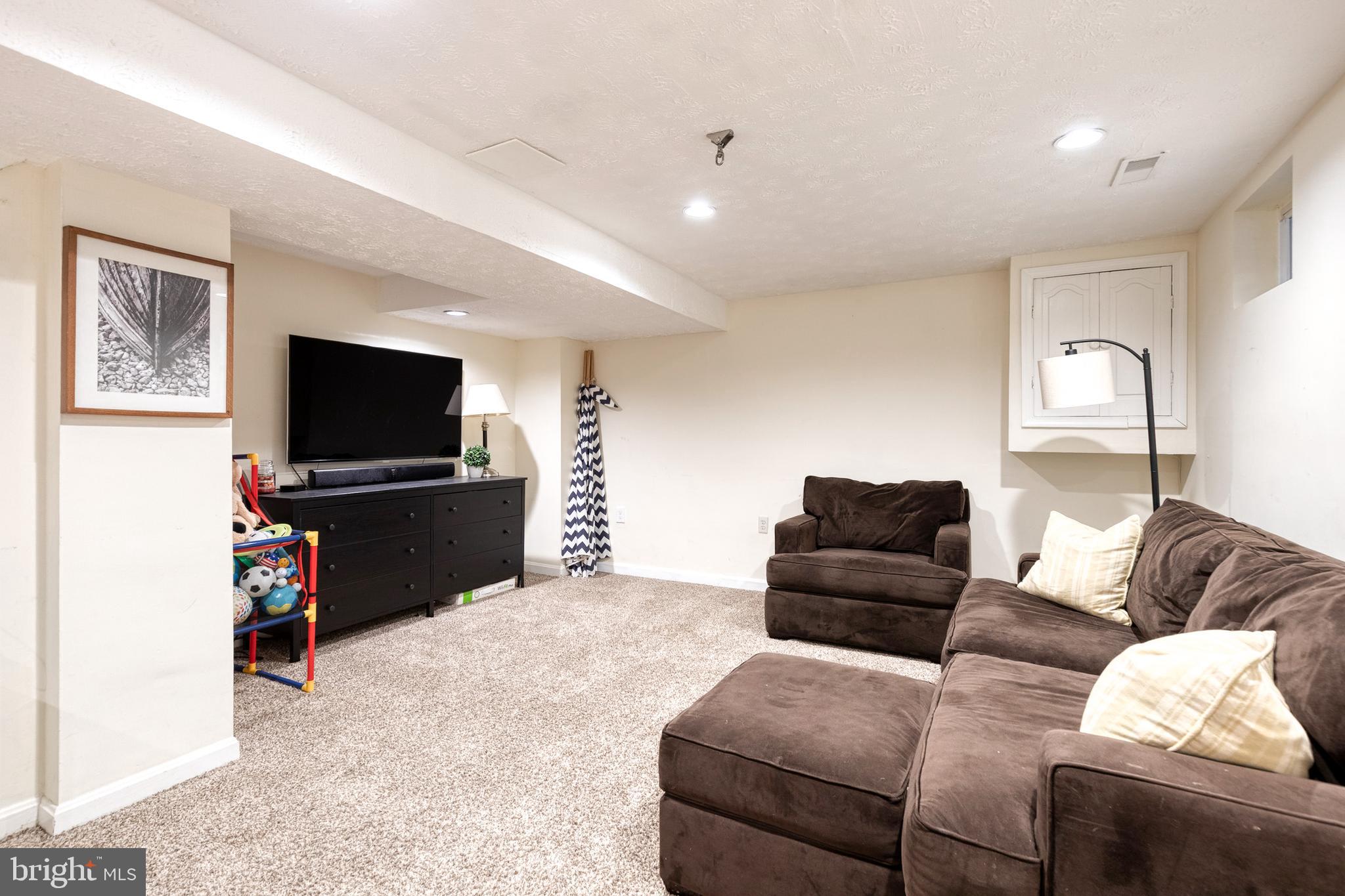GREENBRIER - Residential