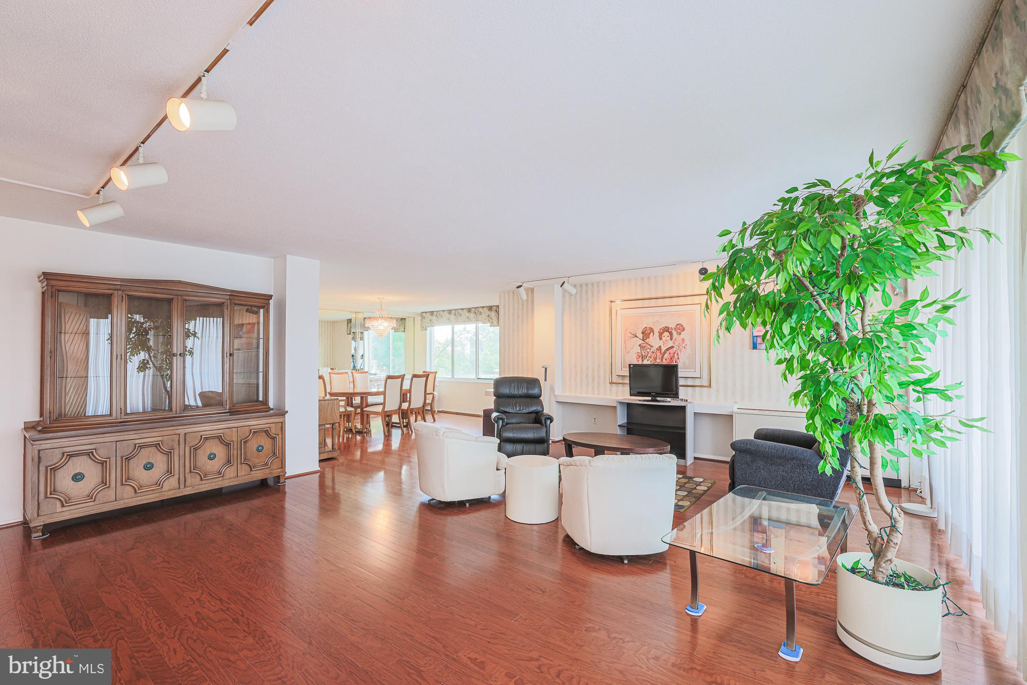 UPPER PARK HEIGHTS - Residential