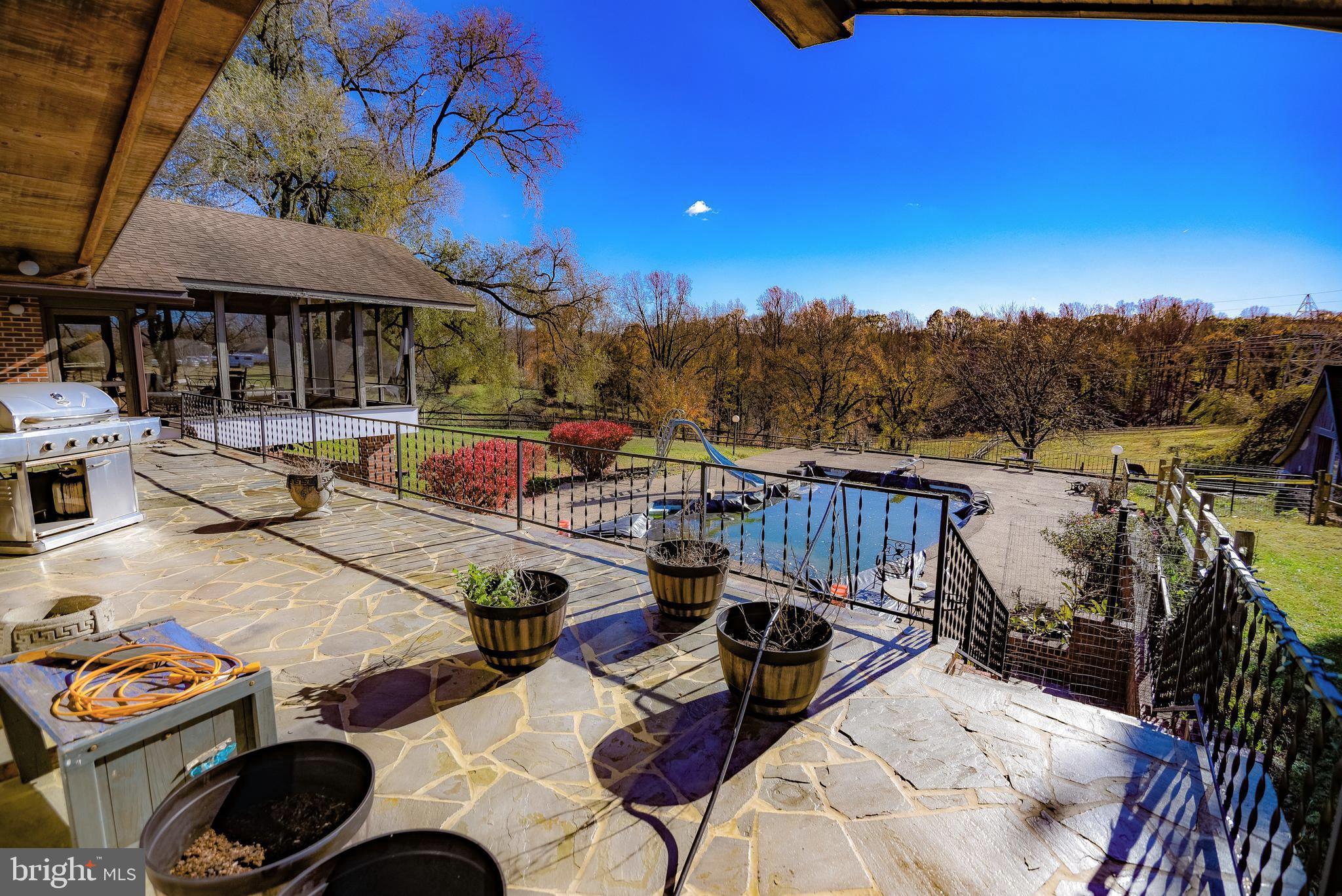 WARTHEN KNOLLS - Residential