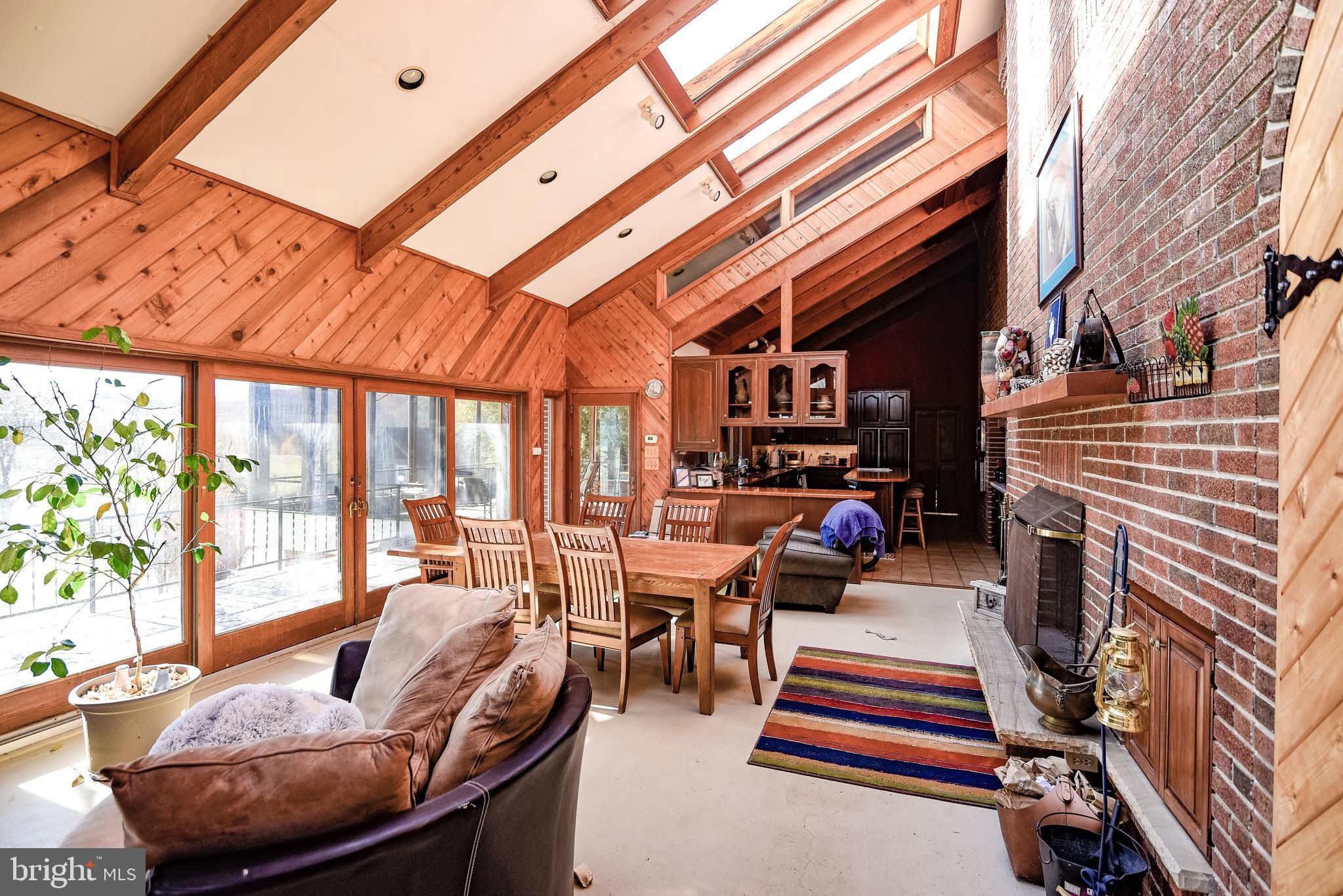 WARTHEN KNOLLS - Residential