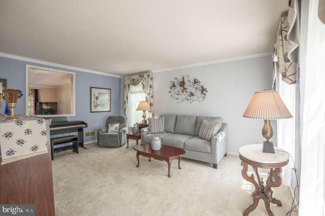 BUCKINGHAM PLACE - Residential