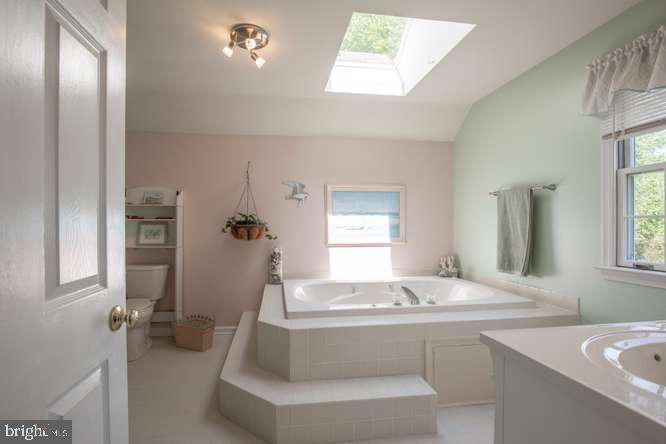BUCKINGHAM PLACE - Residential
