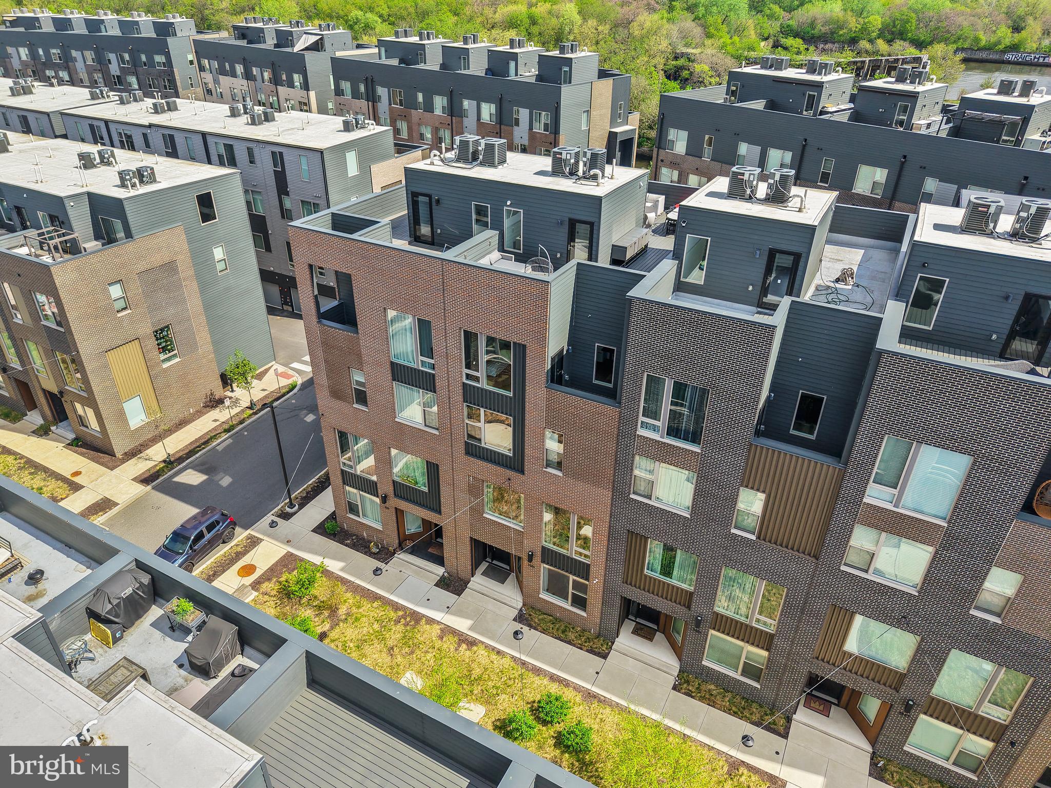 NORTHBANK - Residential